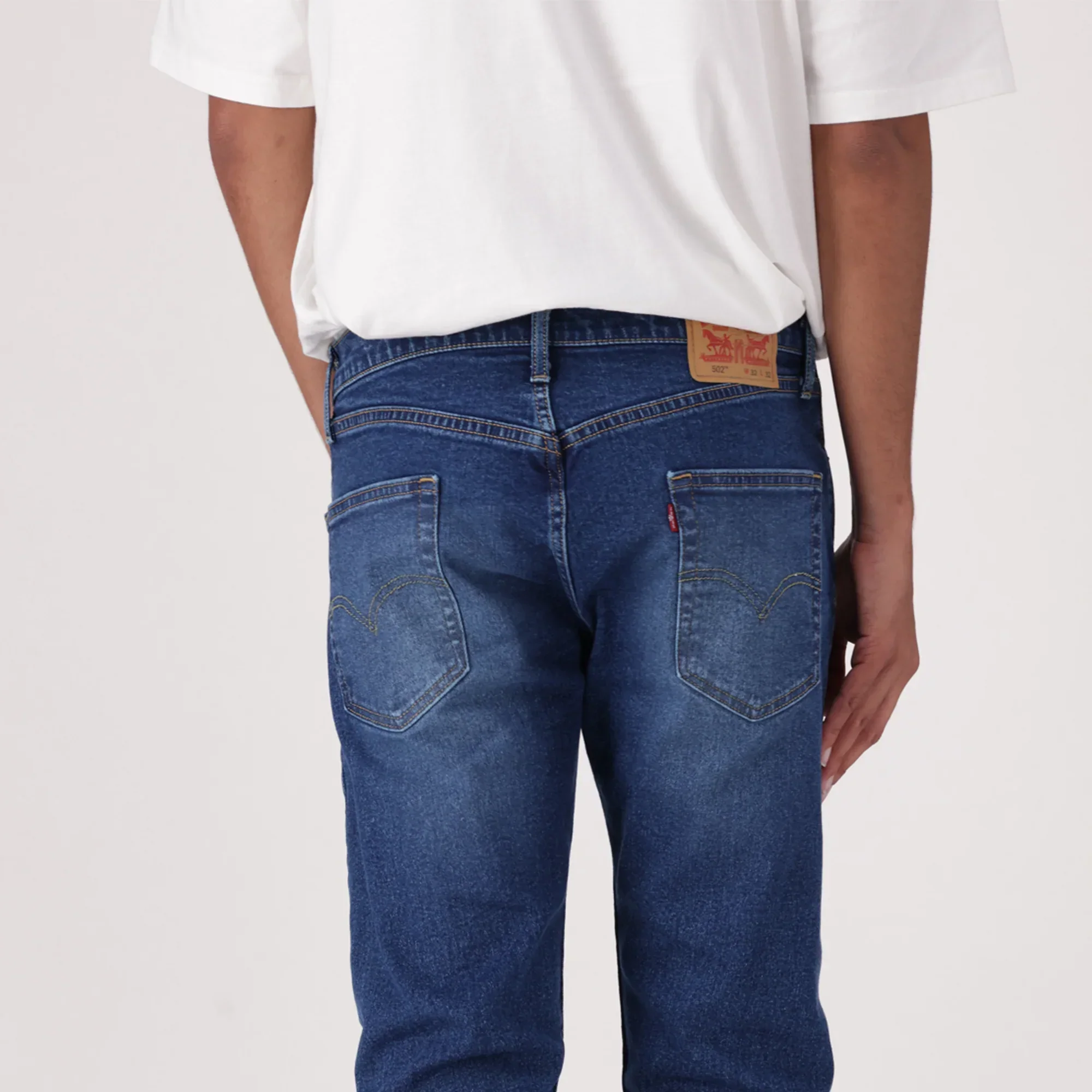 LEVI'S® MEN'S 502™ TAPER JEANS - DARK INDIGO WORN IN - Image 5
