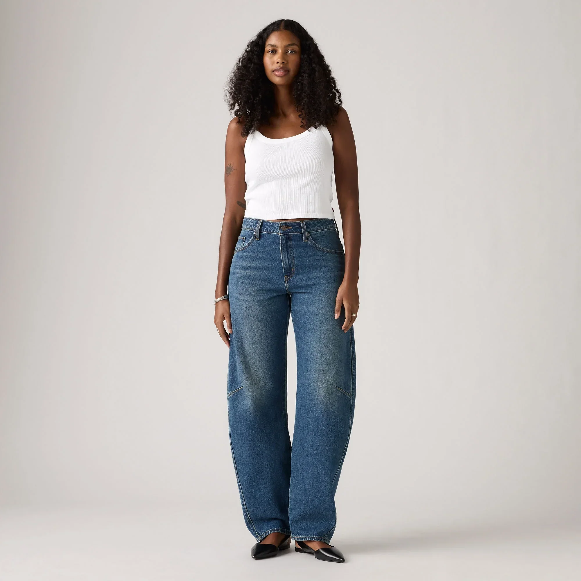 LEVI'S® WOMEN'S BAGGY DAD BARREL JEANS - DARK INDIGO WORN IN - Image 2