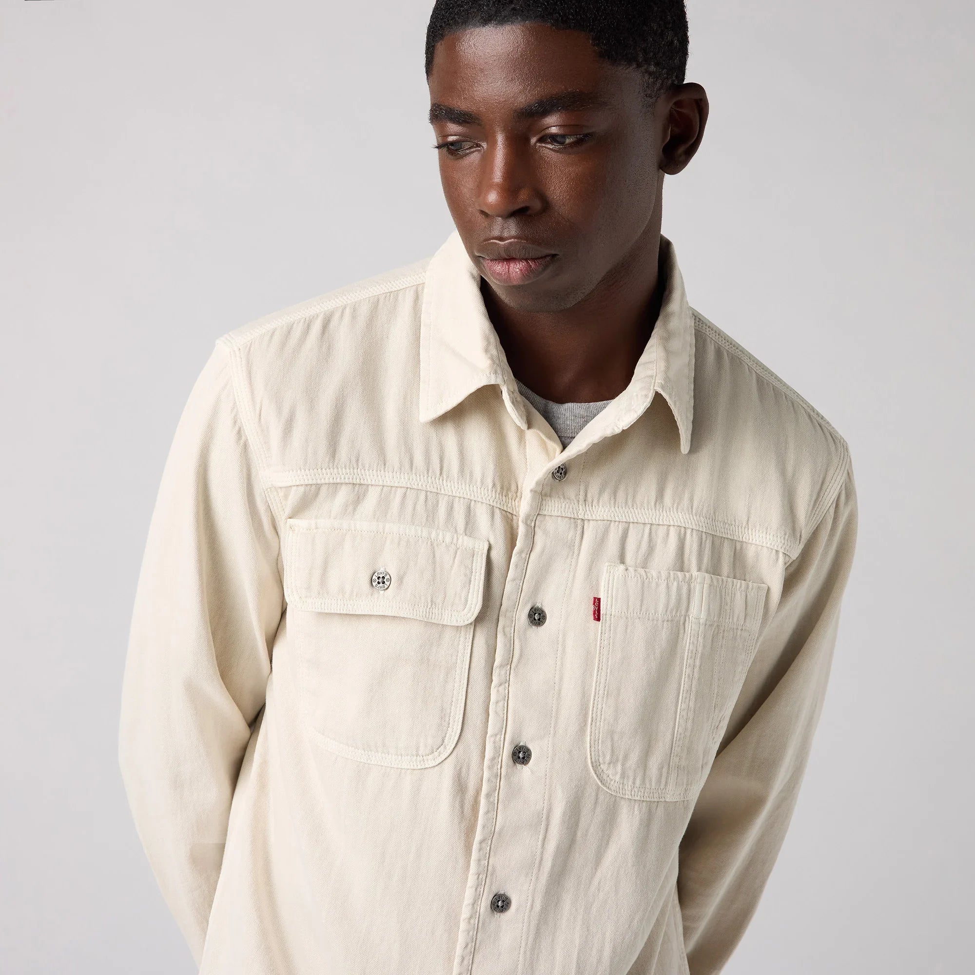 LEVI’S® MEN’S LONG-SLEEVE AUBURN WORKER SHIRT - NEUTRAL - Image 4