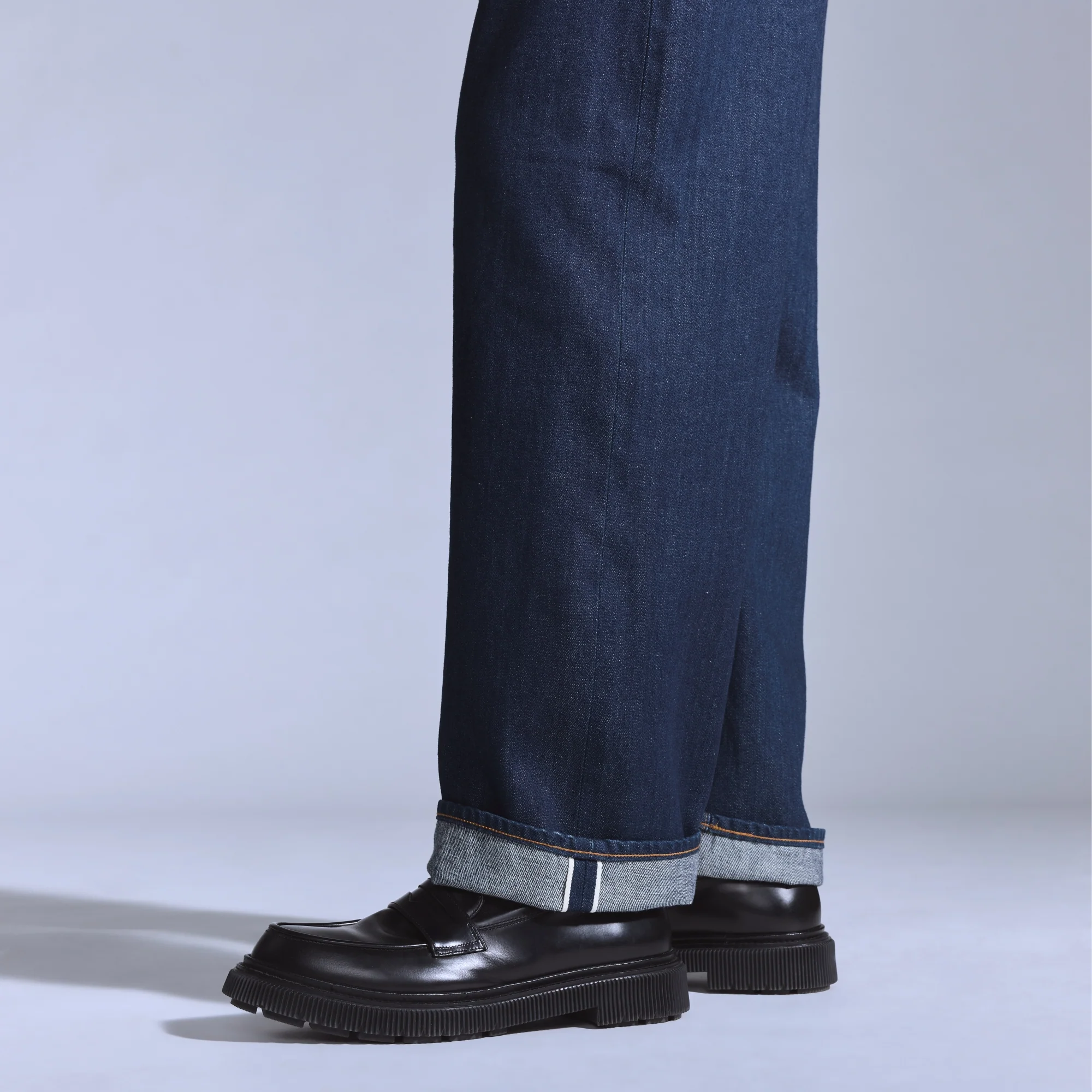 LEVI'S® BLUE TAB™ MEN'S MARKER LOOSE JEANS - MED INDIGO - WORN IN - Image 5
