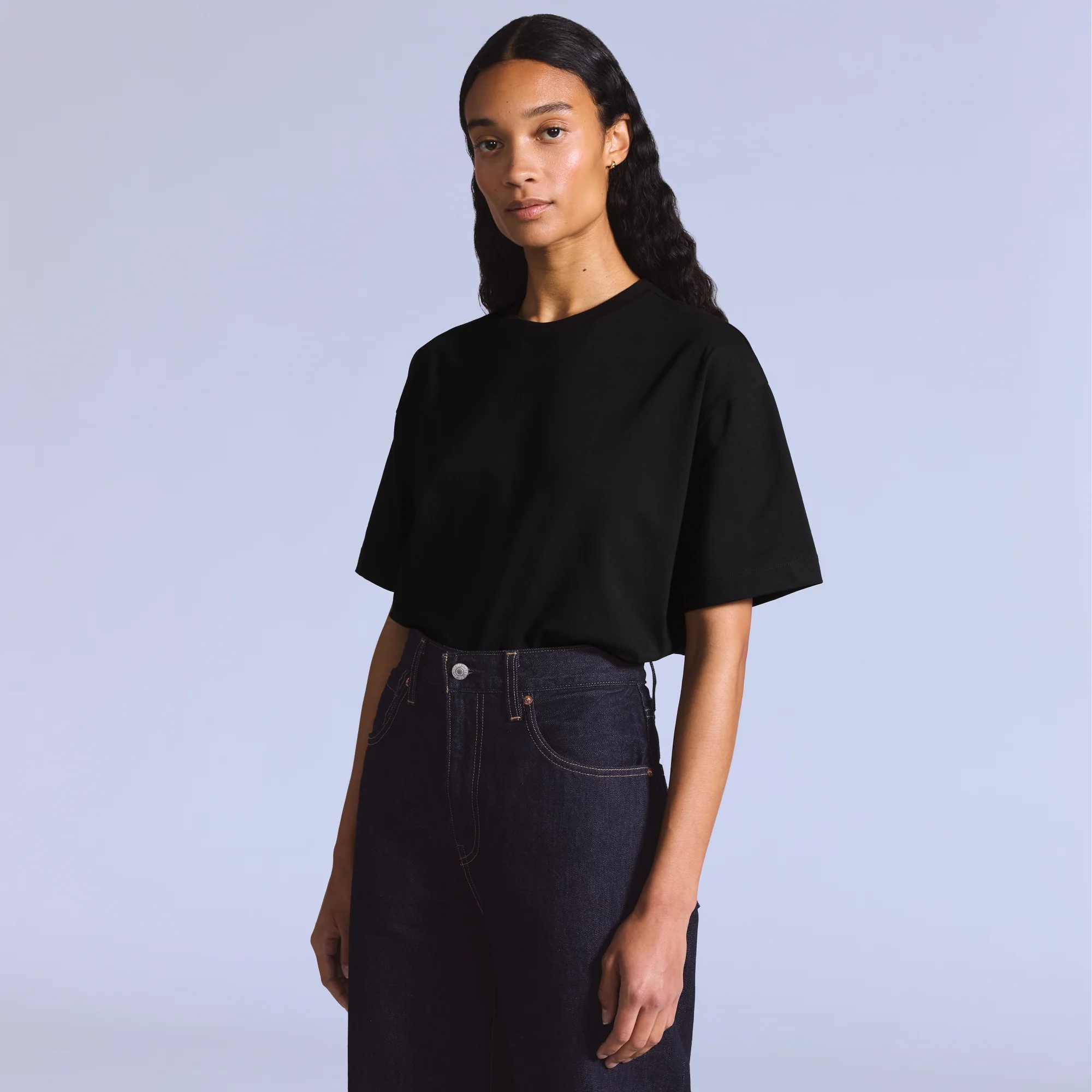 LEVI'S® BLUE TAB™ WOMEN'S DAILY TEE - BLACK