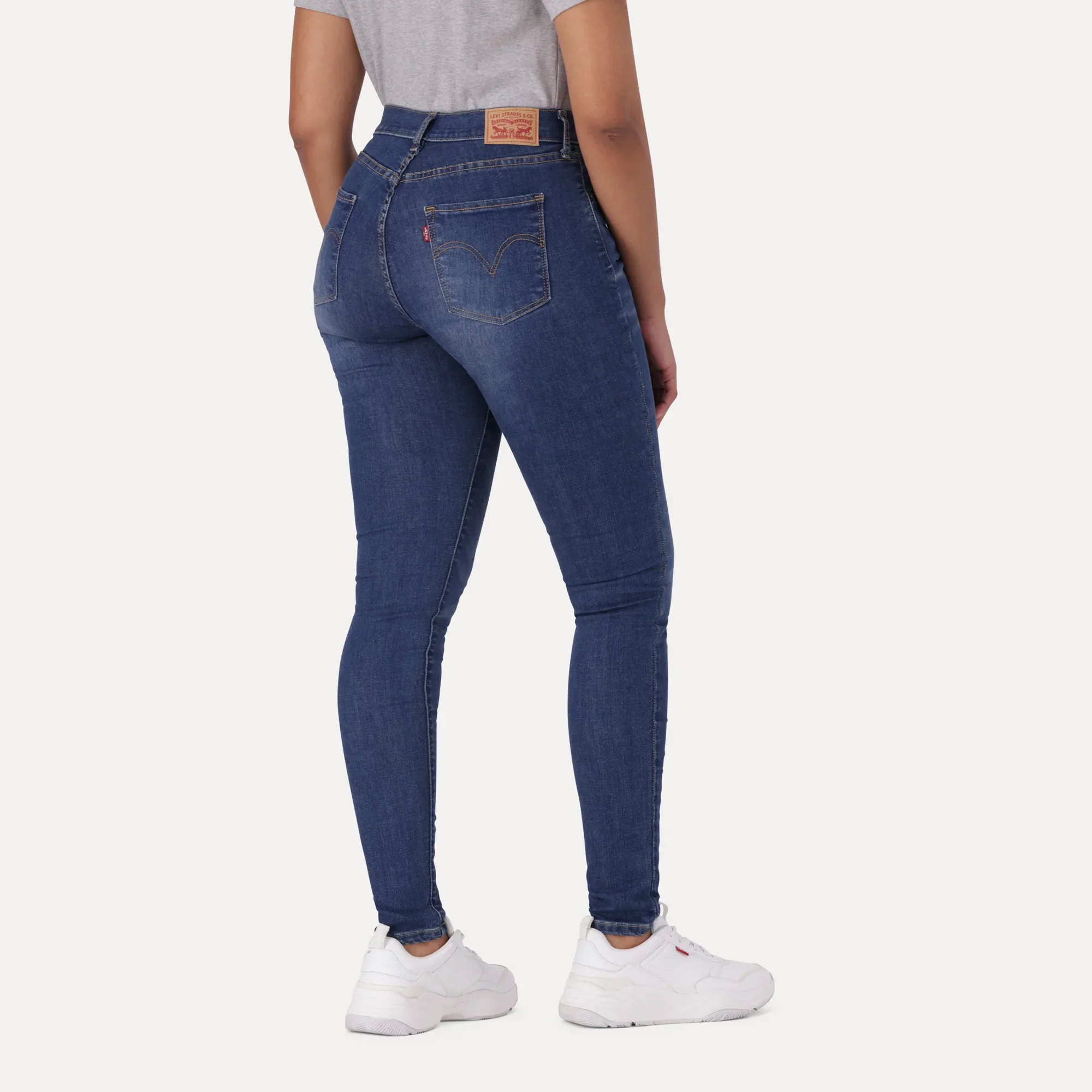 LEVI'S® CURVY HIGH-RISE SUPERSKINNY - MED INDIGO - WORN IN - Image 8