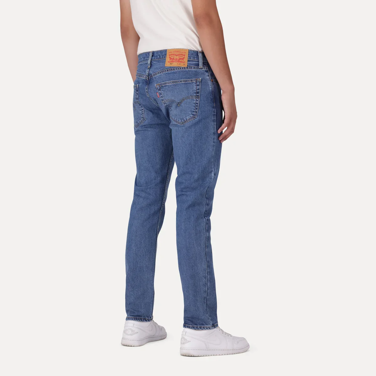 LEVI'S® MEN'S 502™ TAPER JEANS - DARK INDIGO - WORN IN - Image 3