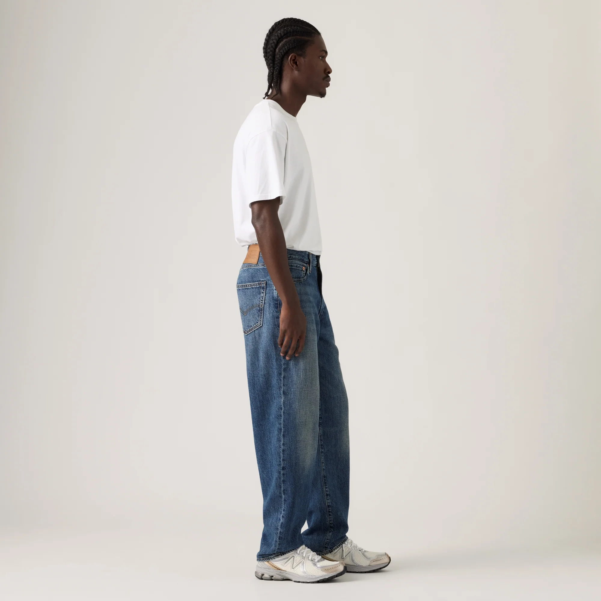 LEVI'S® MEN'S 502™ TAPER JEANS - DARK INDIGO WORN IN - Image 4