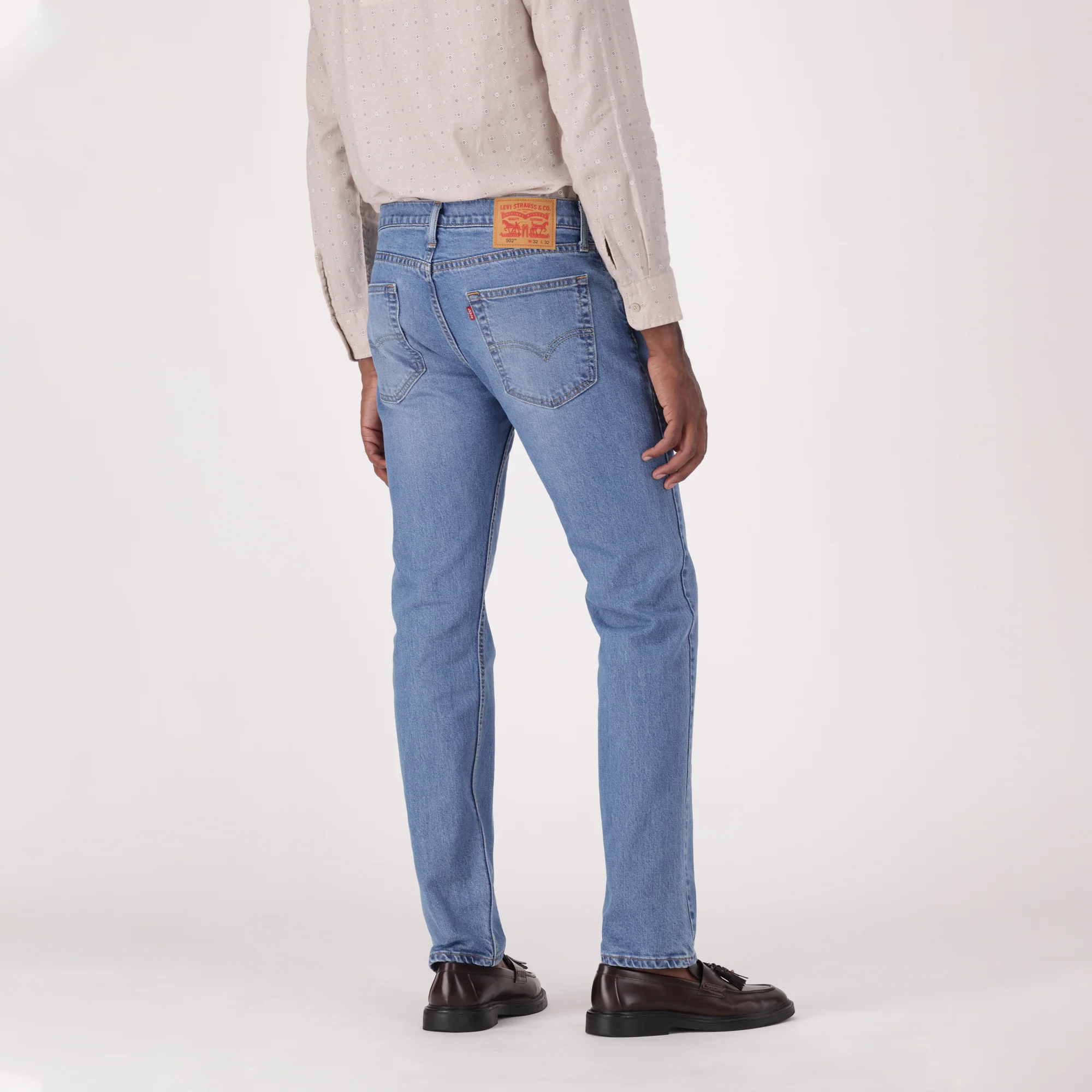 LEVI'S® MEN'S 502™ TAPER JEANS - MED INDIGO - WORN IN - Image 3