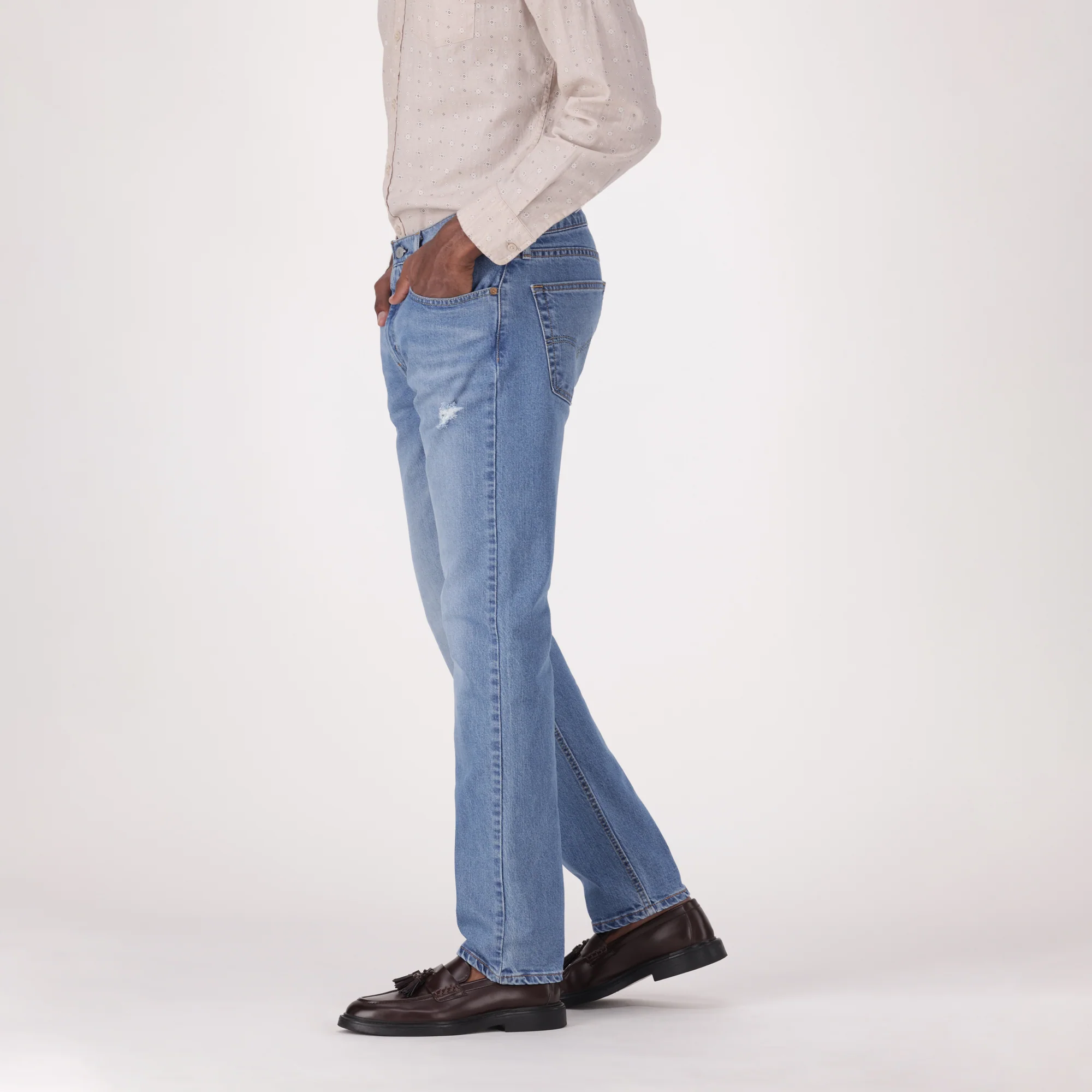 LEVI'S® MEN'S 502™ TAPER JEANS - MED INDIGO - WORN IN - Image 4