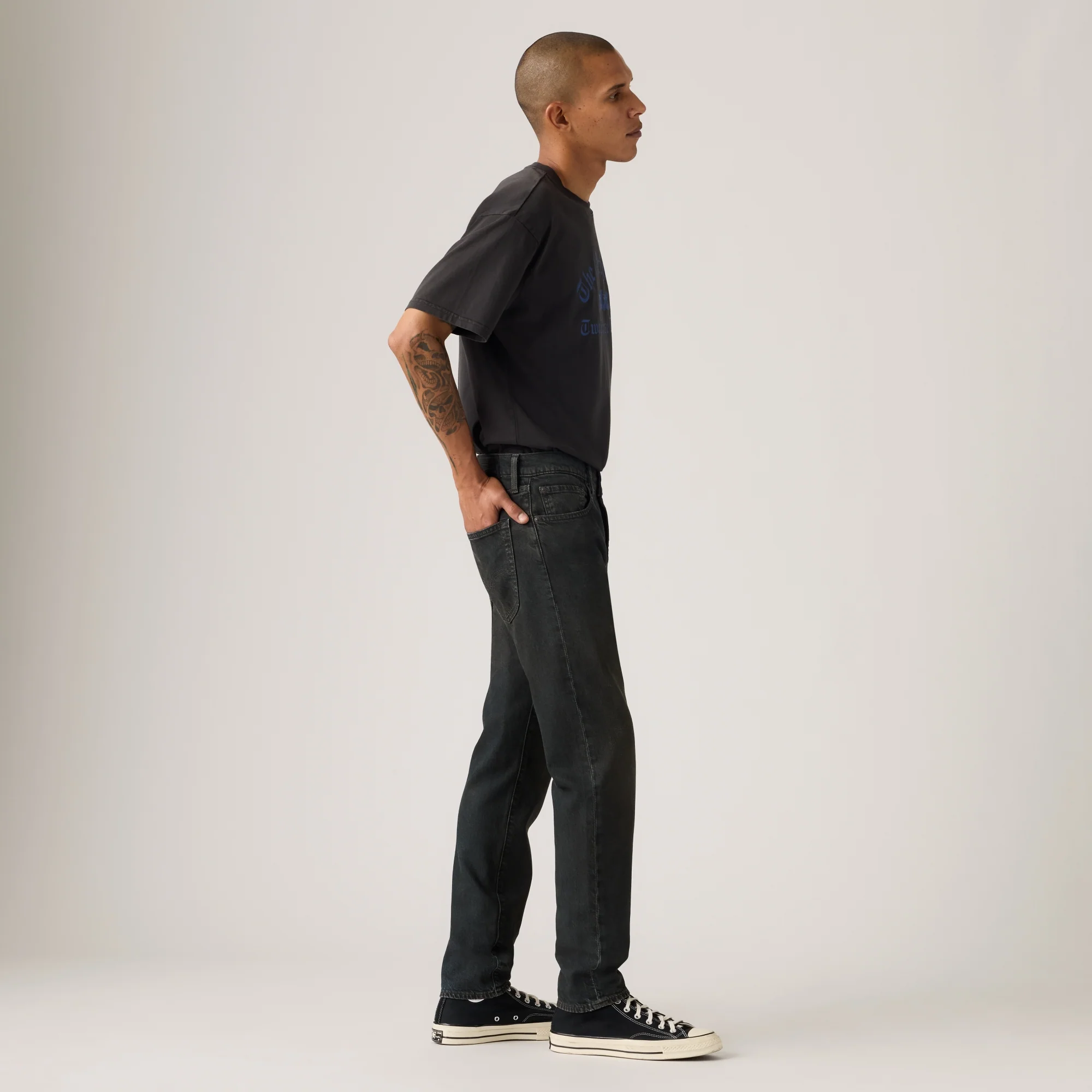 LEVI'S® MEN'S 512™ SLIM TAPER JEANS - BLACK - Image 4