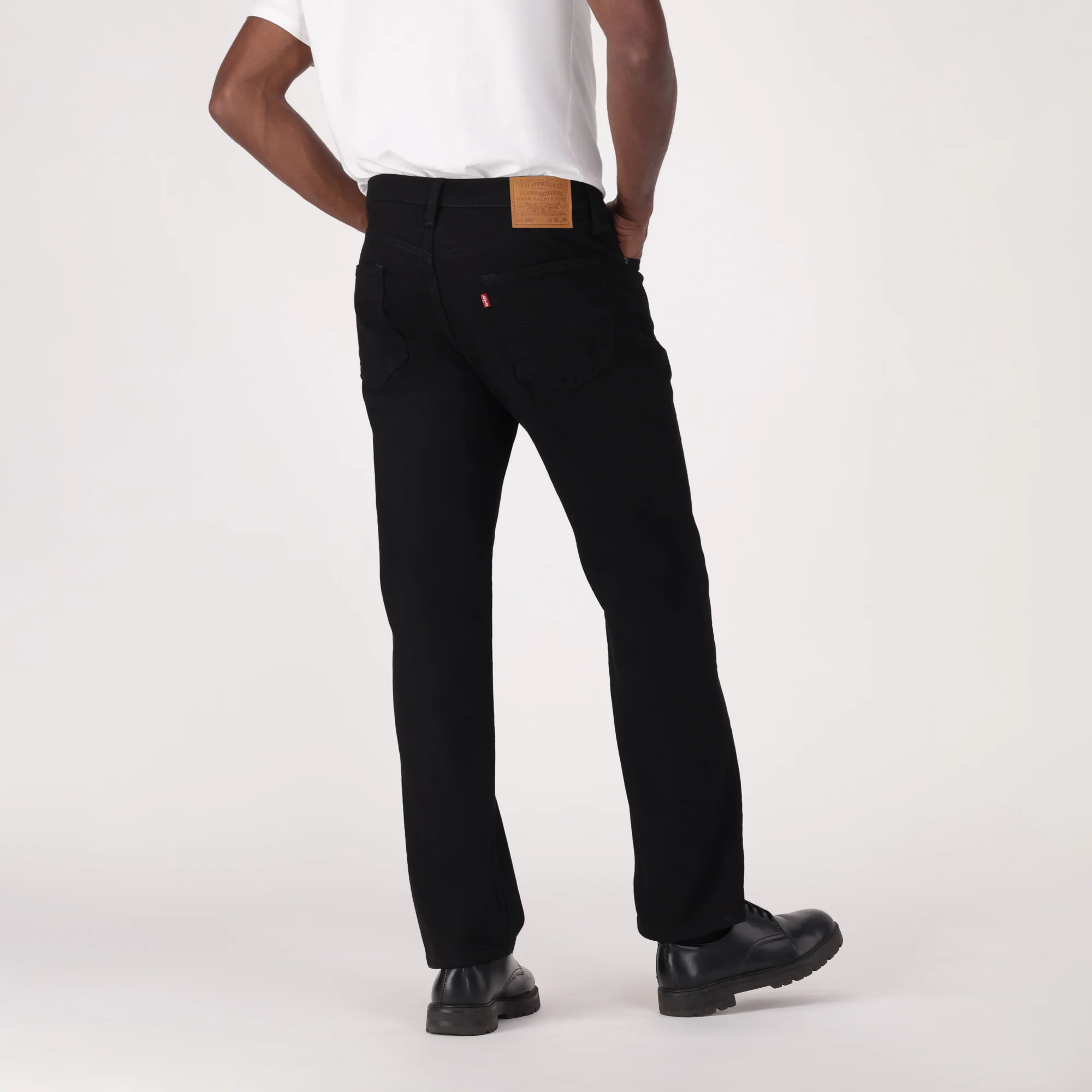 LEVI'S® MEN'S 541™ ATHLETIC TAPER JEANS - BLACK - Image 3