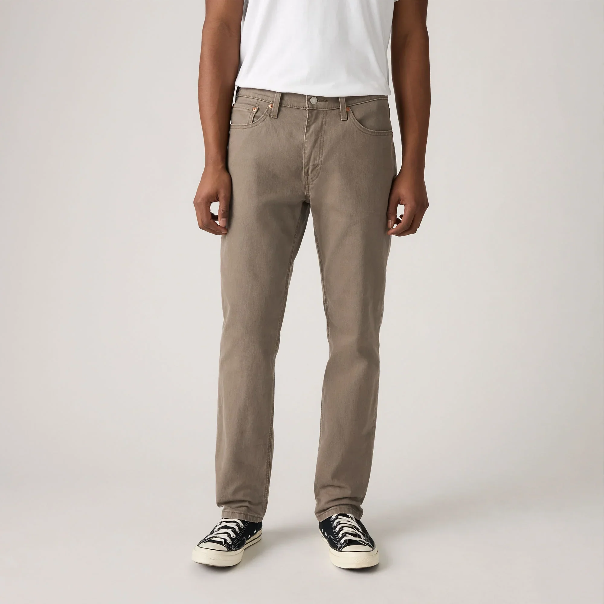 LEVI'S® MEN'S 541™ ATHLETIC TAPER JEANS - BROWN - Image 5