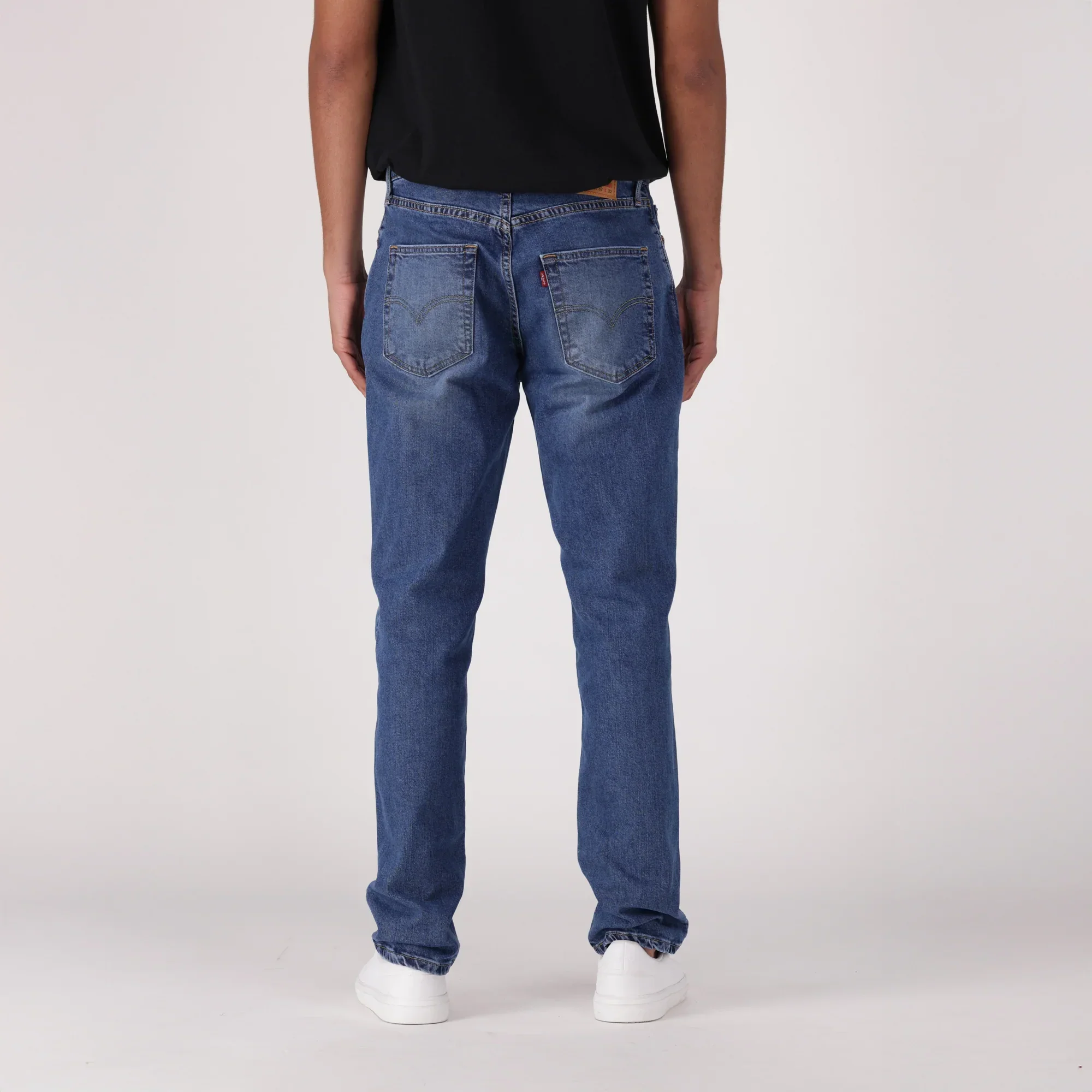 LEVI'S® MEN'S 541™ ATHLETIC TAPER JEANS - DARK INDIGO - WORN IN - Image 3