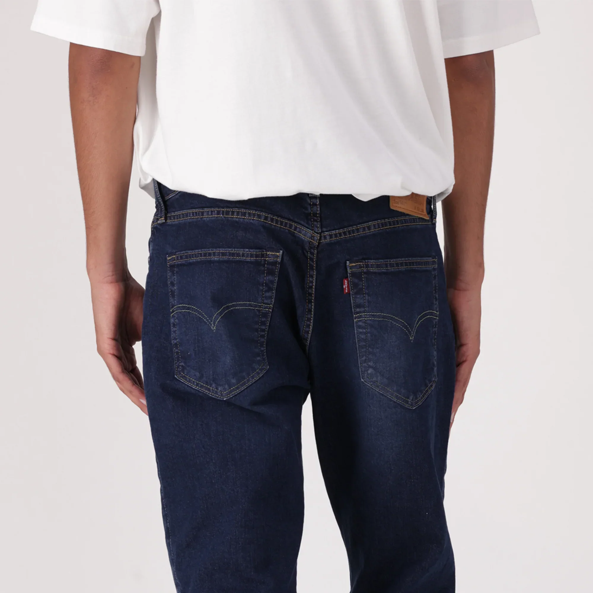 LEVI'S® MEN'S 541™ ATHLETIC TAPER JEANS - DARK WASH - Image 5