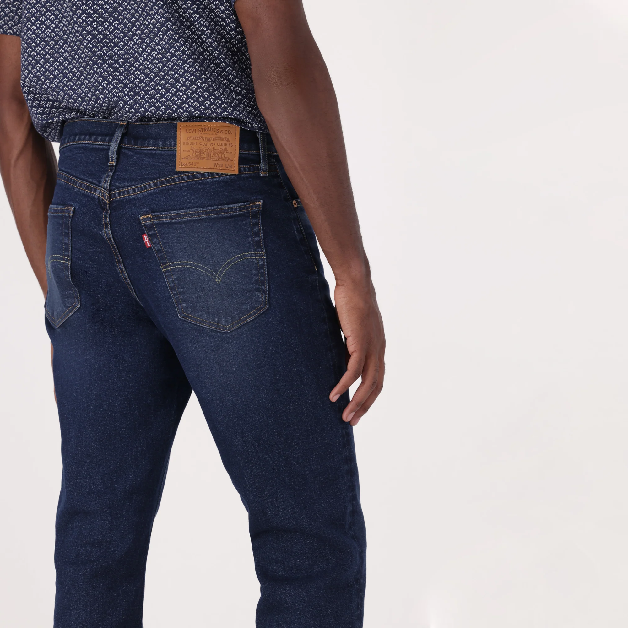 LEVI'S® MEN'S 541™ ATHLETIC TAPER JEANS - MULTI COLOUR - Image 3