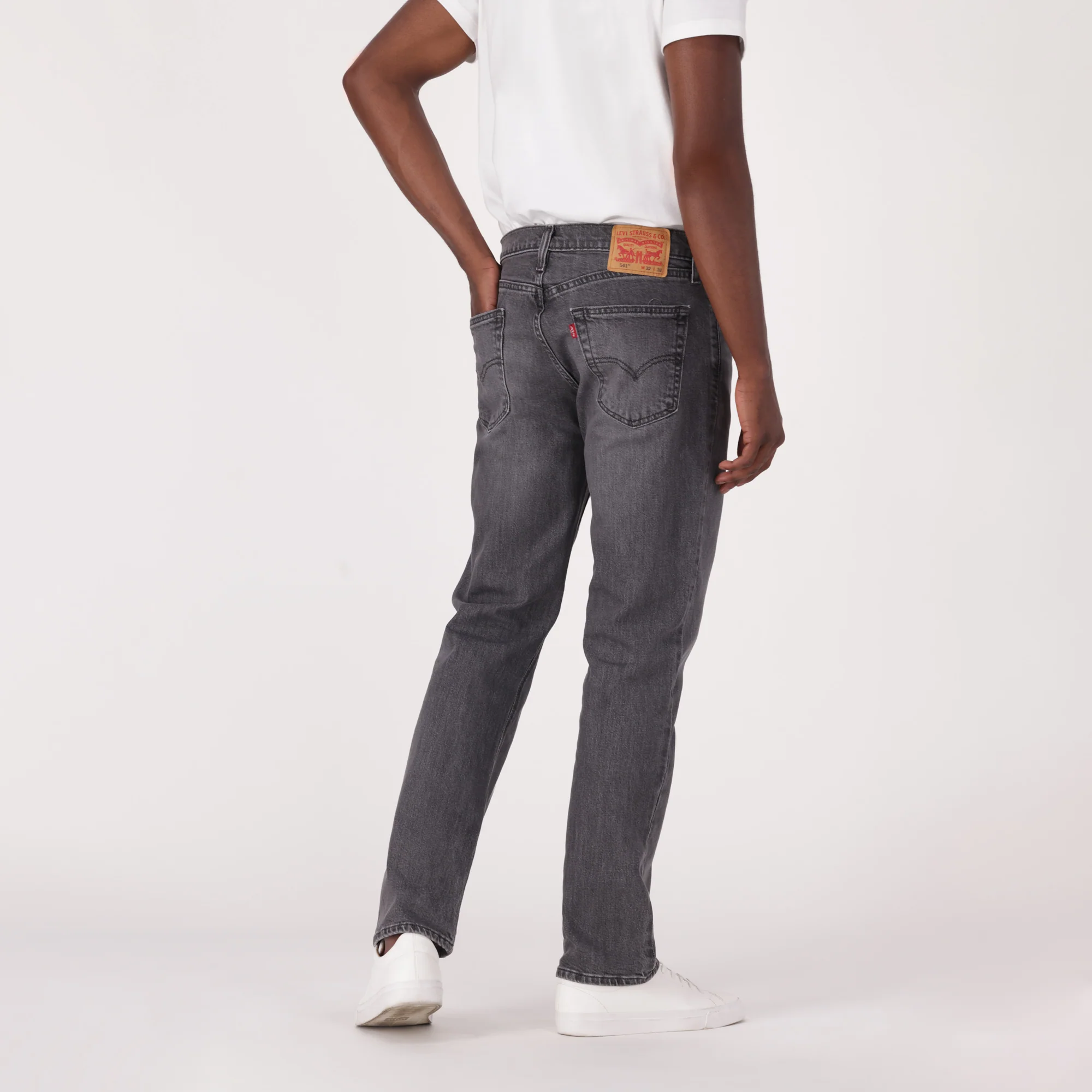 LEVI'S® MEN'S 541™ ATHLETIC TAPER JEANS - MULTI COLOUR - Image 3