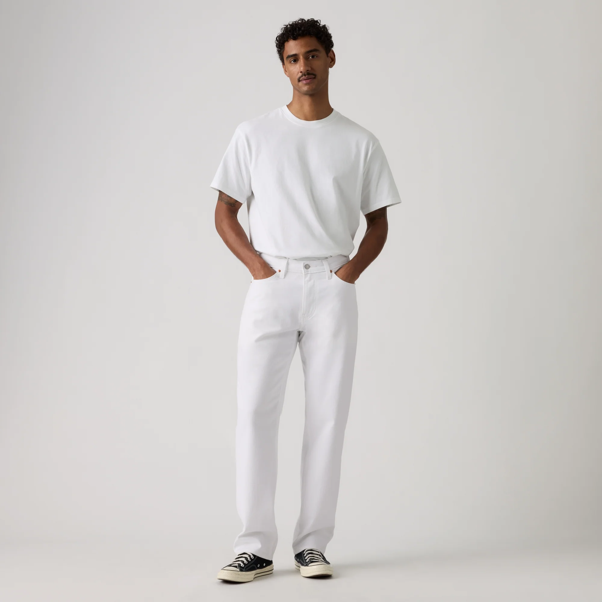 LEVI'S® MEN'S 541™ ATHLETIC TAPER JEANS - WHITE - Image 2