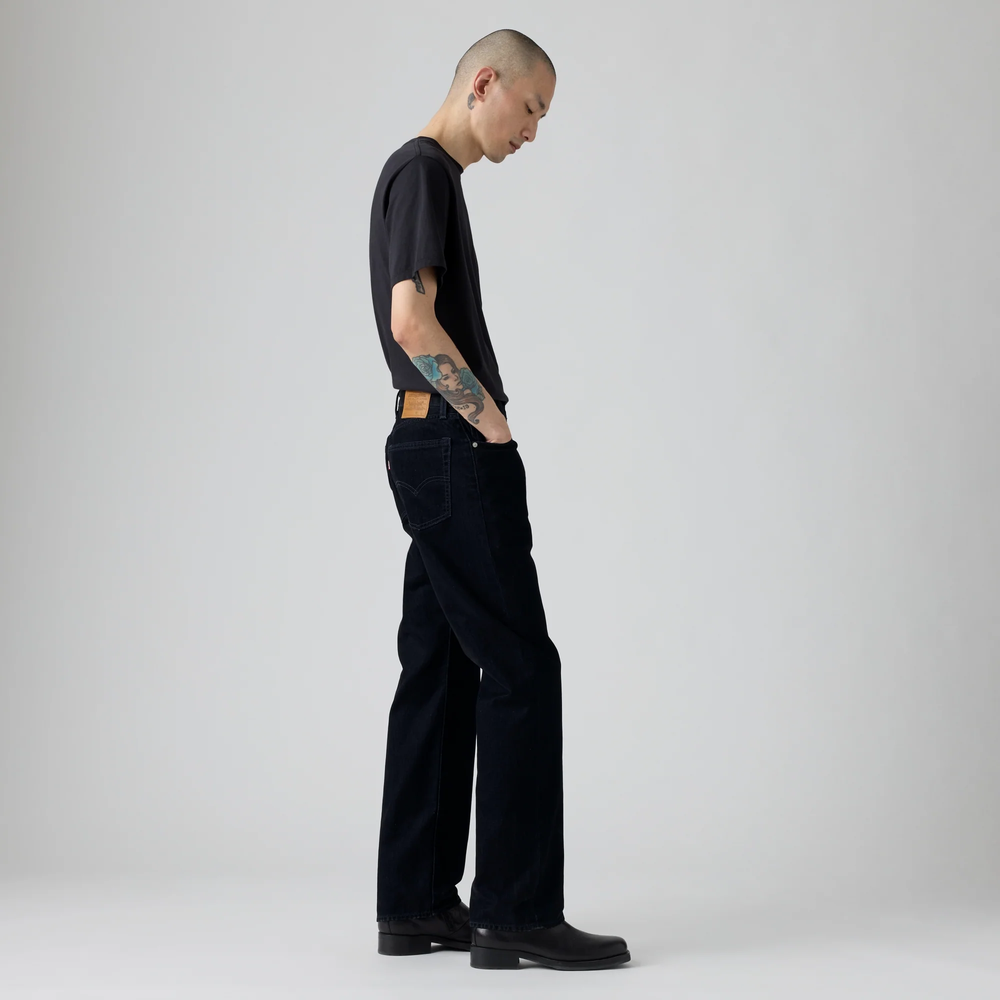 LEVI'S® MEN'S 555™ RELAXED STRAIGHT JEANS - DARK INDIGO - FLAT FINISH - Image 4