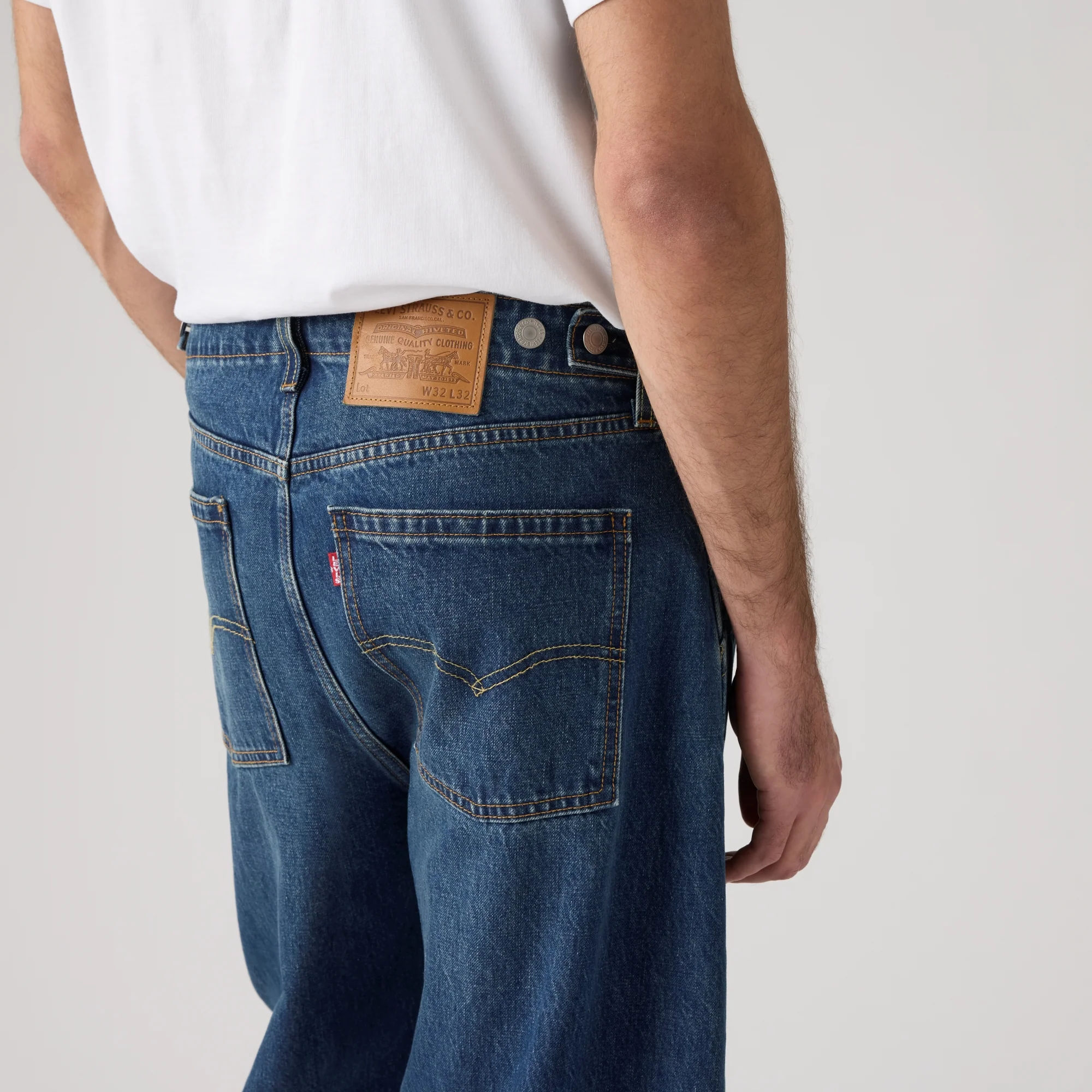 LEVI'S® MEN'S BAGGY BARREL JEANS - DARK WASH - Image 5