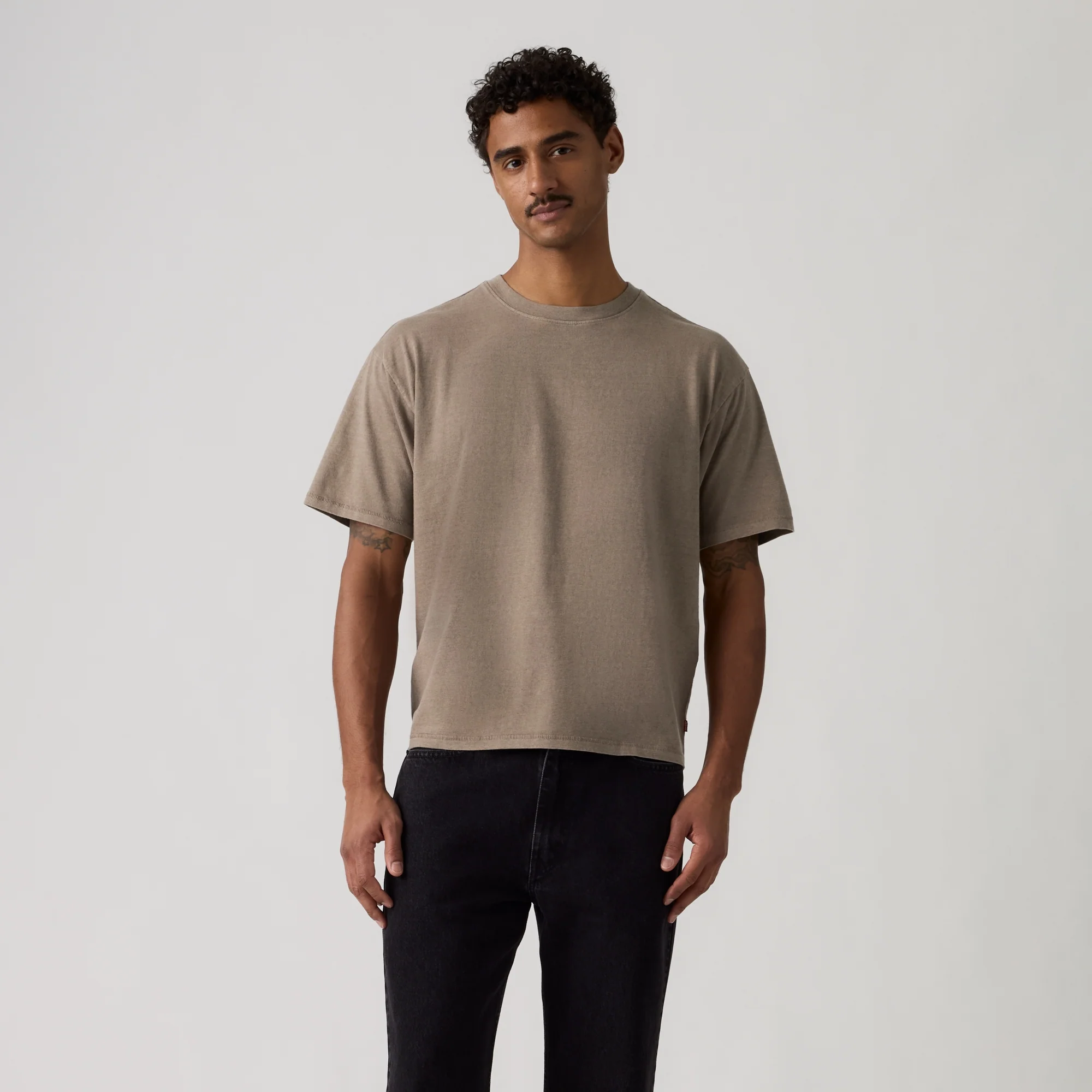 LEVI'S® MEN'S BOXY SHORT-SLEEVE TEE - MULTI COLOUR