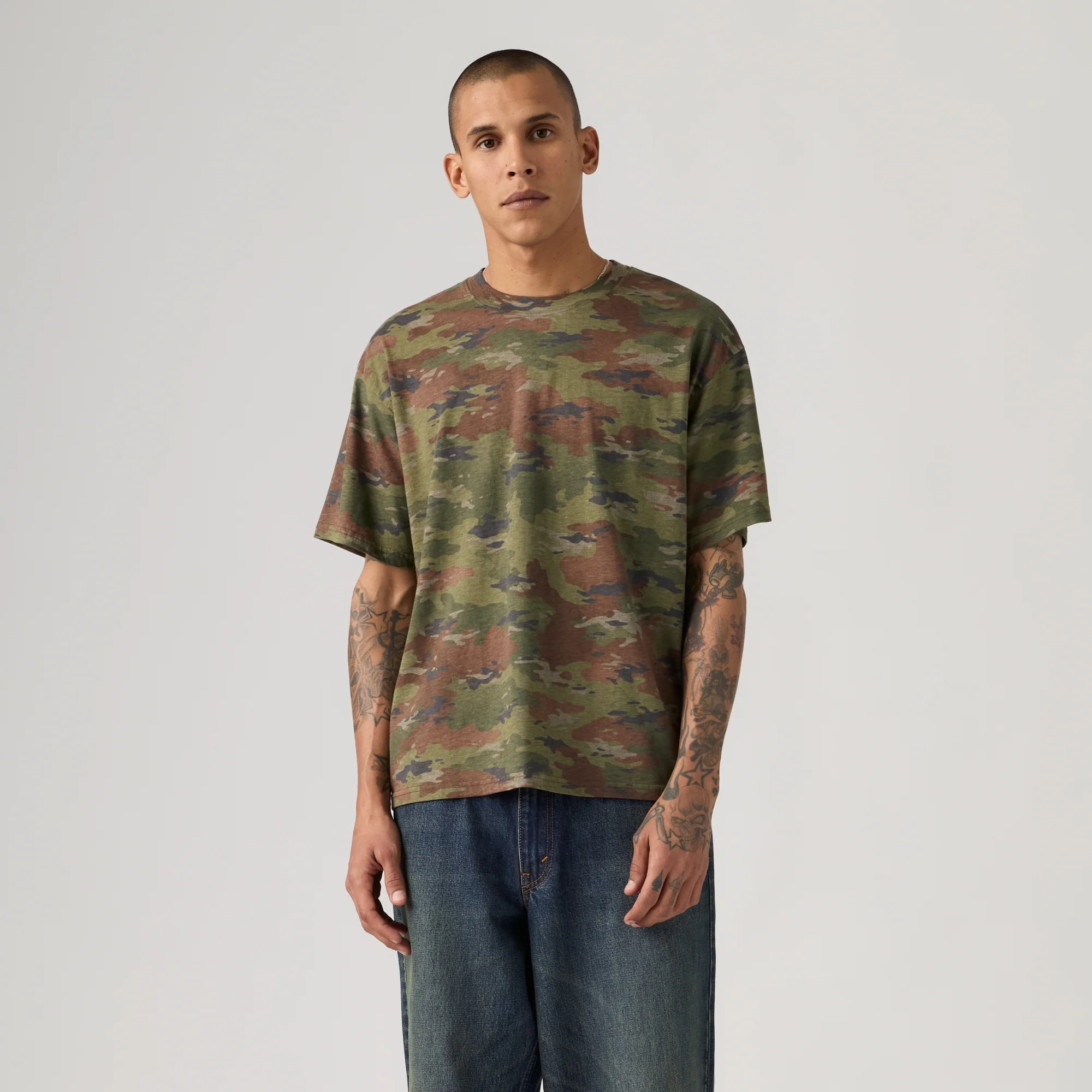 LEVI'S® MEN'S CLASSIC BOXY SHORT-SLEEVE TEE - MULTI COLOUR - Image 2