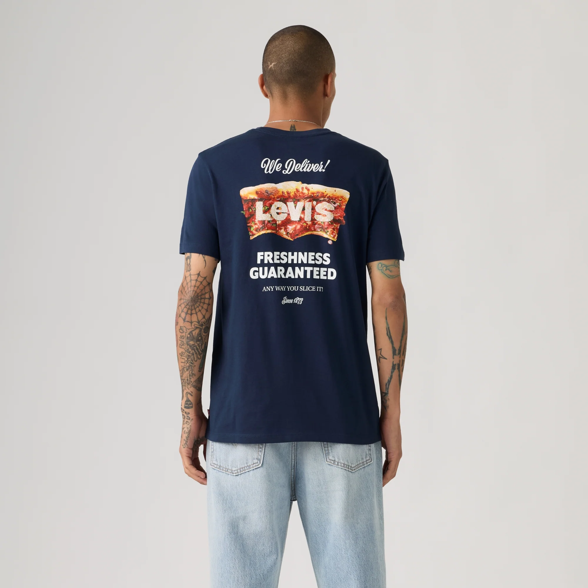 LEVI'S® MEN'S CLASSIC GRAPHIC T-SHIRT - BLUE - Image 3