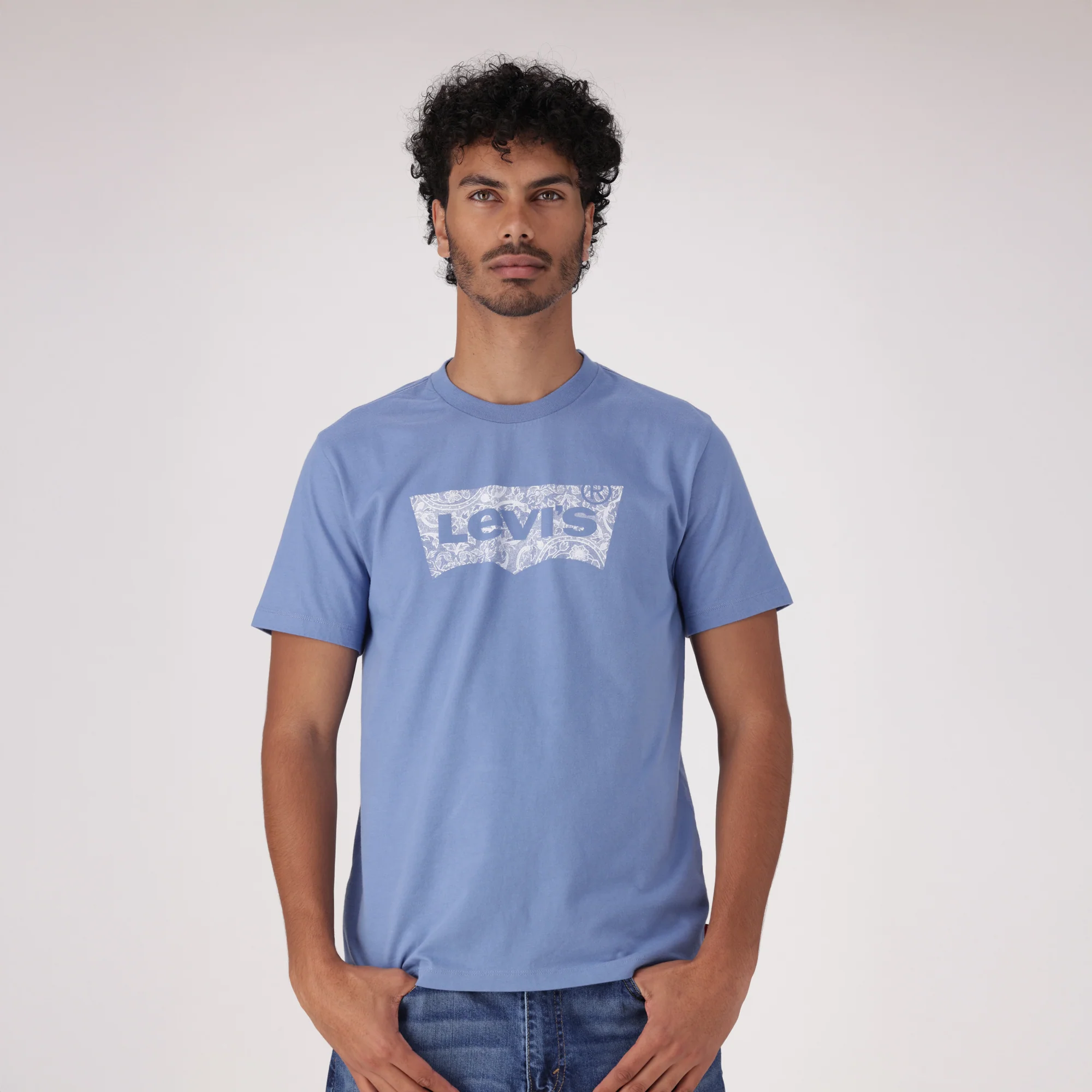 LEVI'S® MEN'S CLASSIC GRAPHIC T-SHIRT - MULTI COLOUR - Image 2