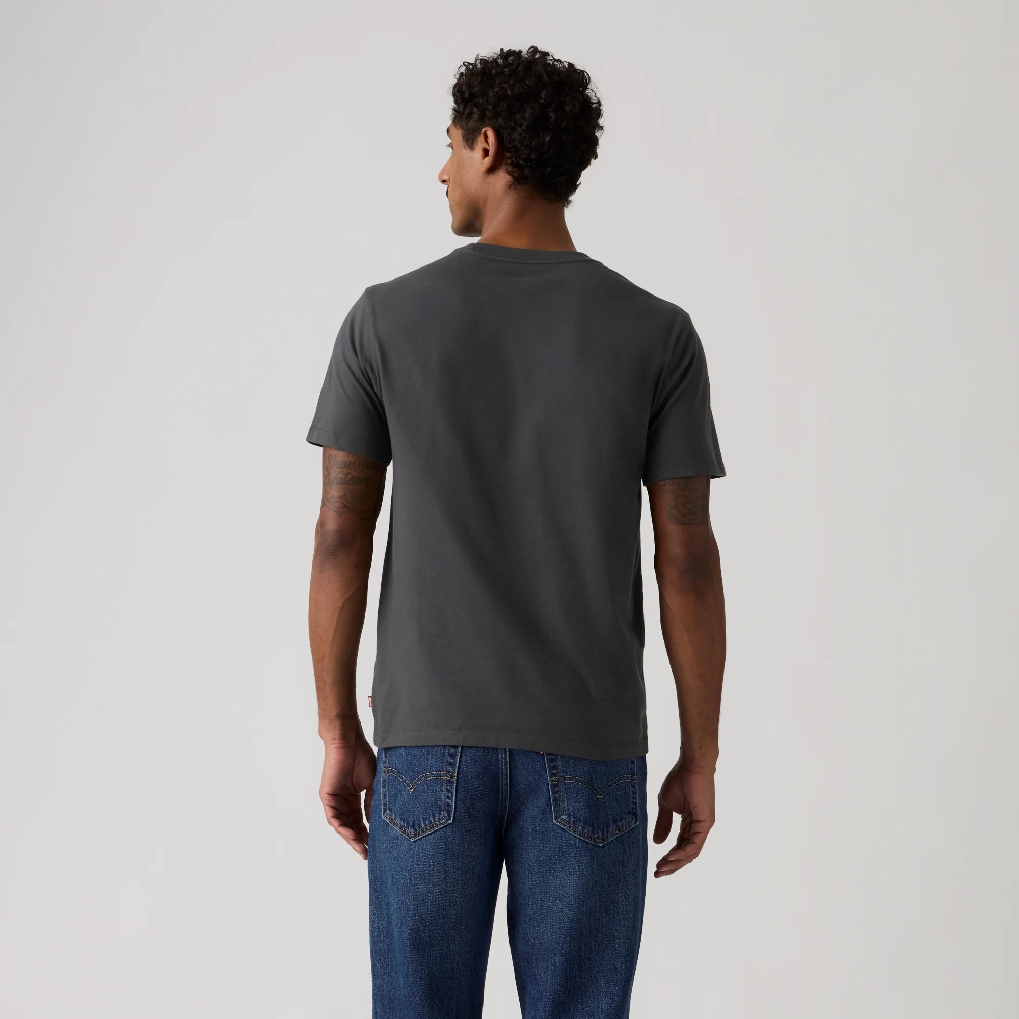 LEVI'S® MEN'S CLASSIC GRAPHIC T-SHIRT - MULTI COLOUR - Image 3