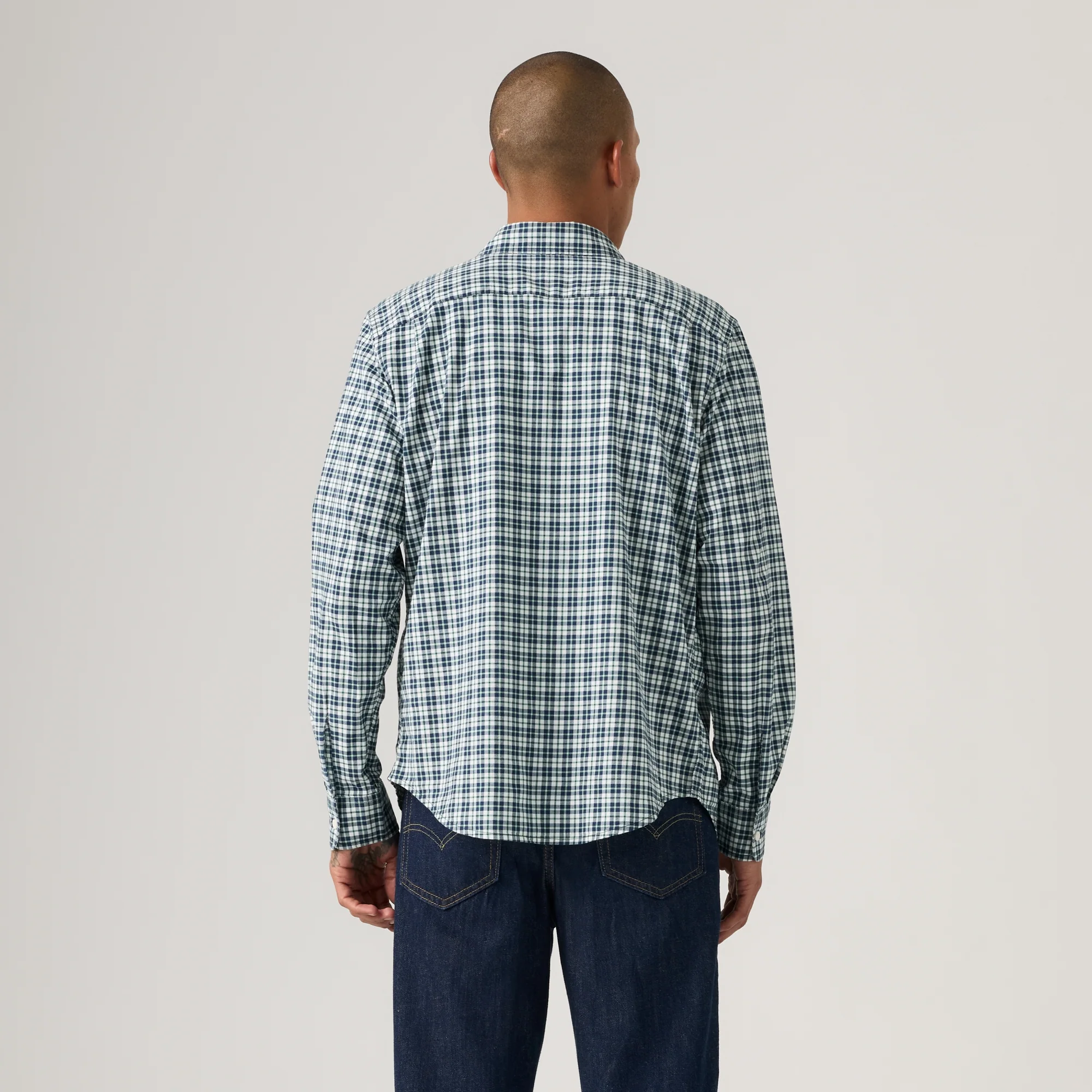 LEVI'S® MEN'S CLASSIC POCKET STANDARD FIT SHIRT - MULTI COLOUR - Image 3
