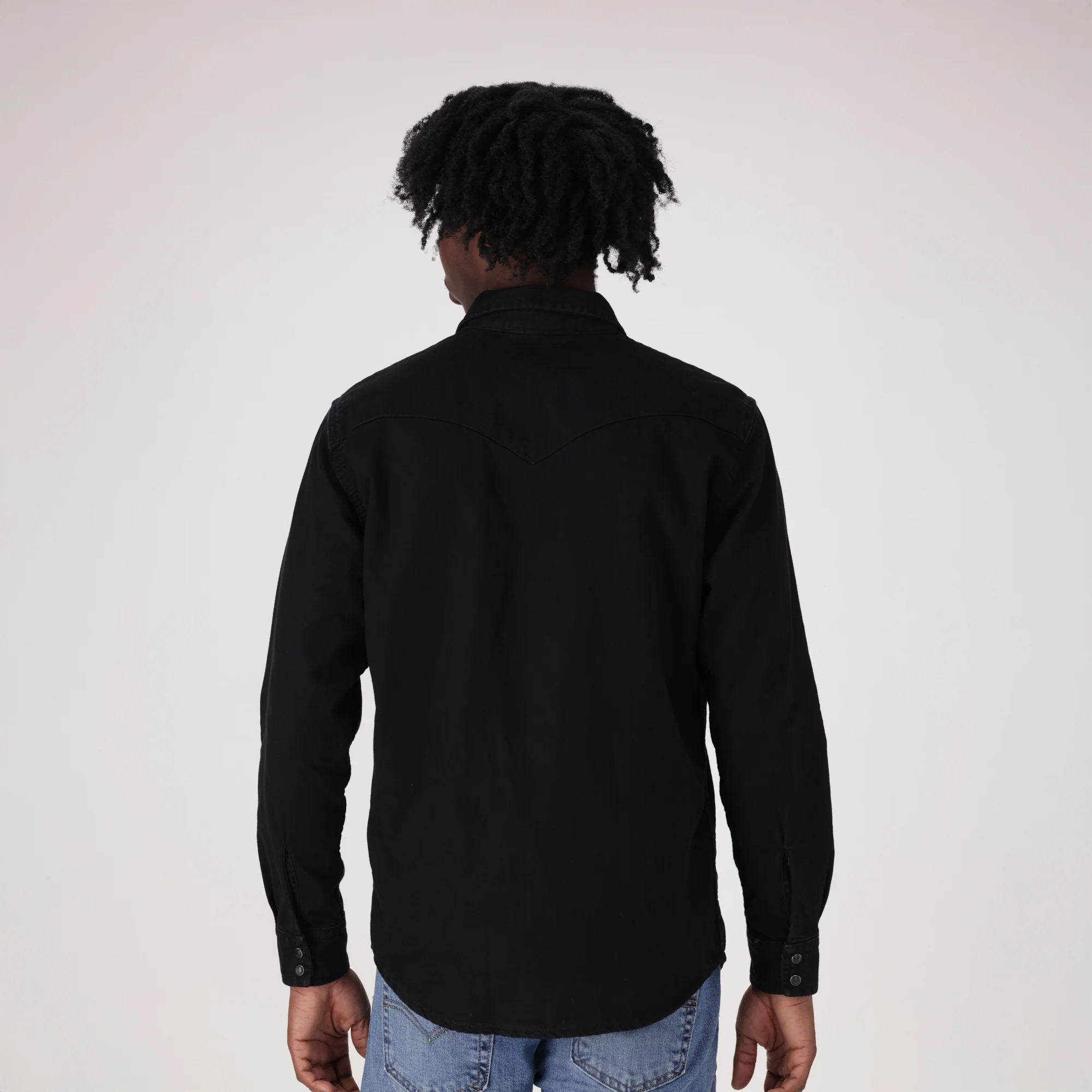 LEVI'S® MEN'S CLASSIC STANDARD FIT WESTERN SHIRT - BLACK - Image 3