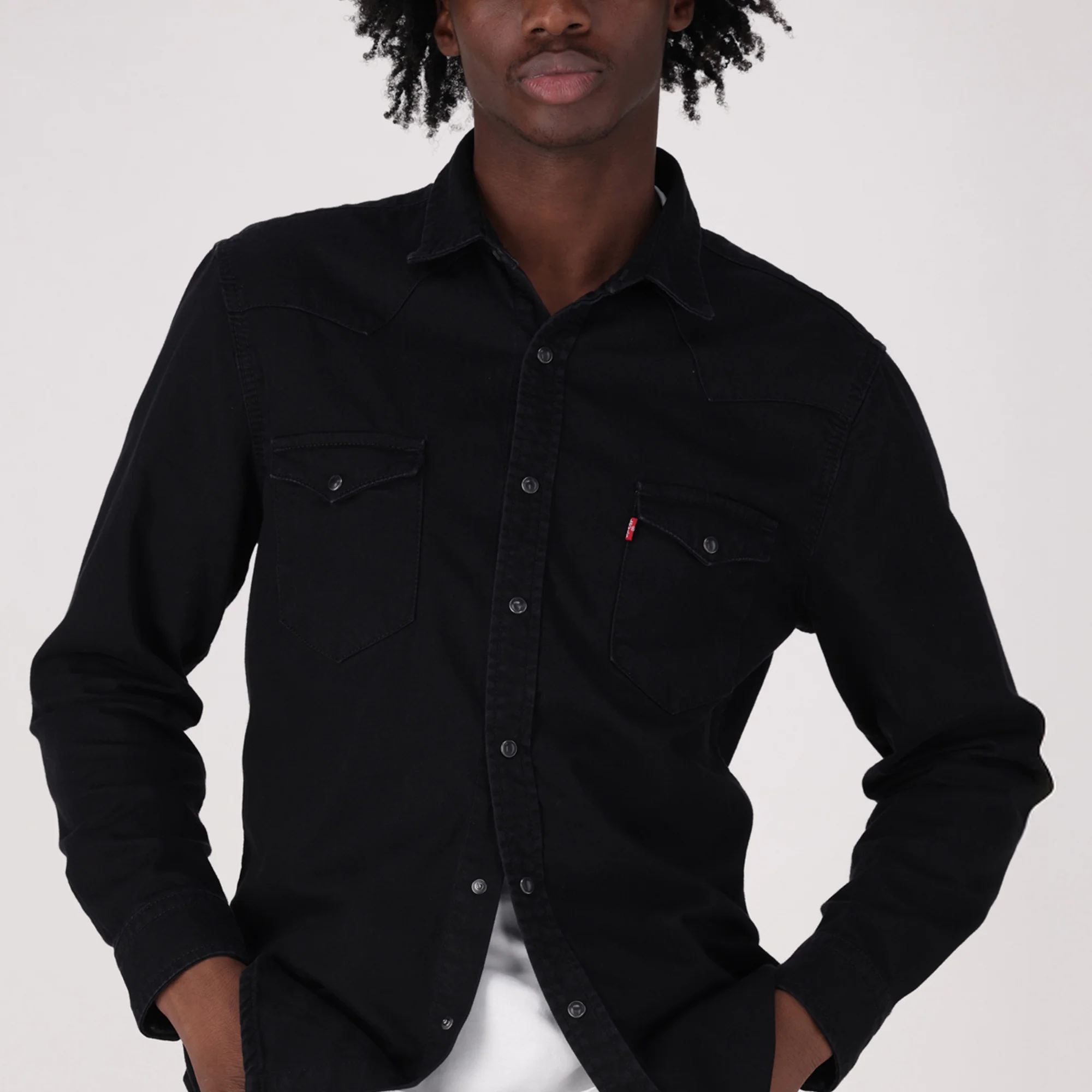 LEVI'S® MEN'S CLASSIC STANDARD FIT WESTERN SHIRT - BLACK - Image 4