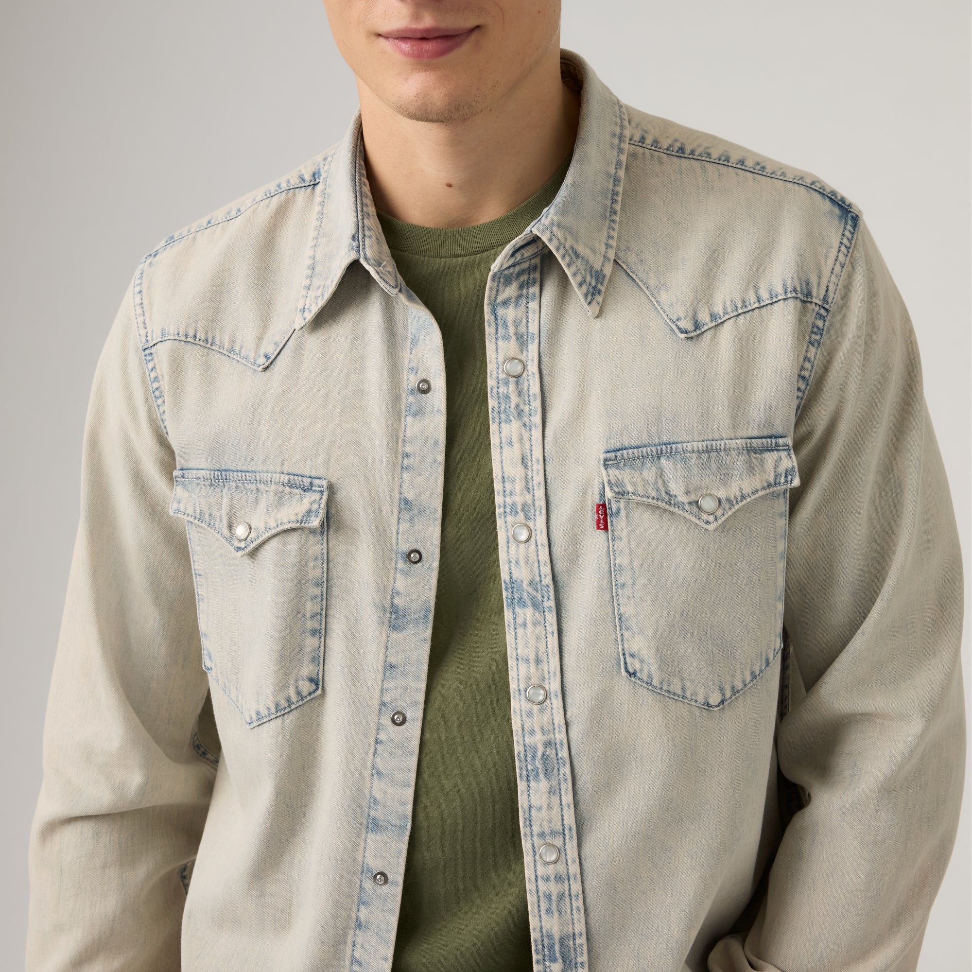 LEVI'S® MEN'S CLASSIC STANDARD FIT WESTERN SHIRT - MULTI COLOUR - Image 4