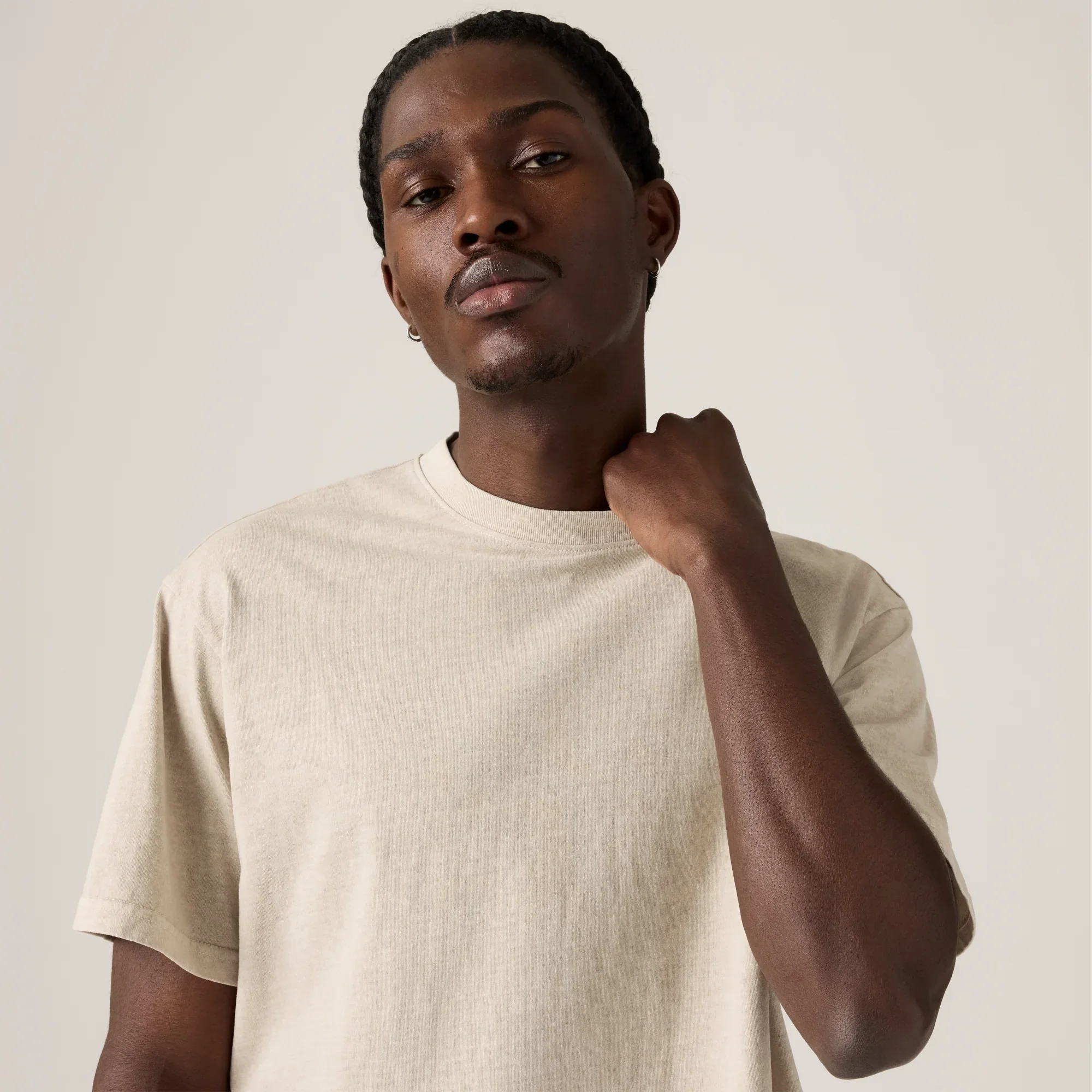 LEVI'S® MEN'S CROPPED SHORT-SLEEVE TEE - MULTI COLOUR - Image 4
