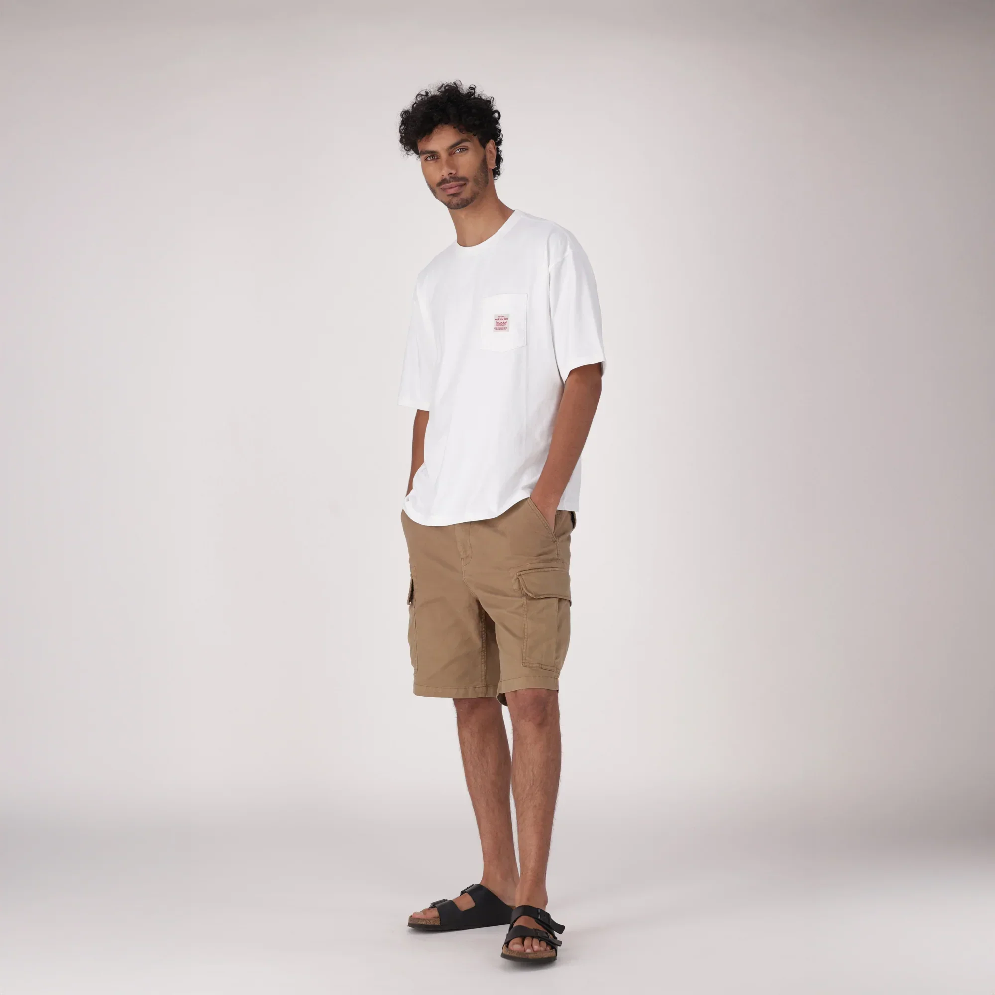 LEVI'S® MEN'S HALF-SLEEVE T-SHIRT - NEUTRAL - Image 4