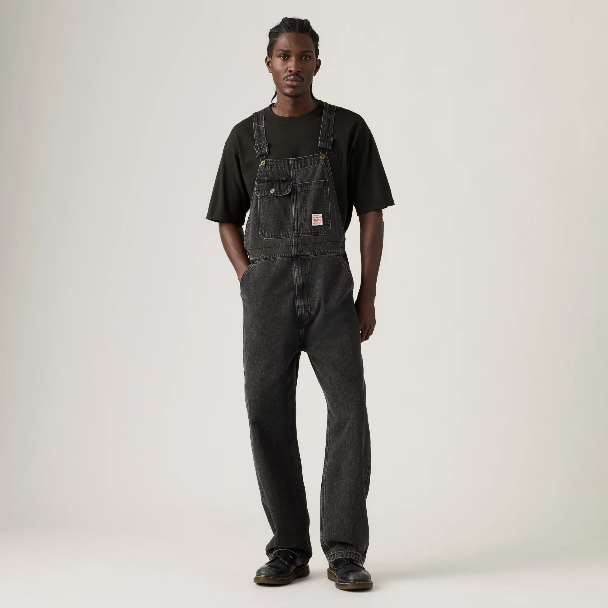 LEVI'S® MEN'S LOOSE OVERALLS - BLACK - Image 2