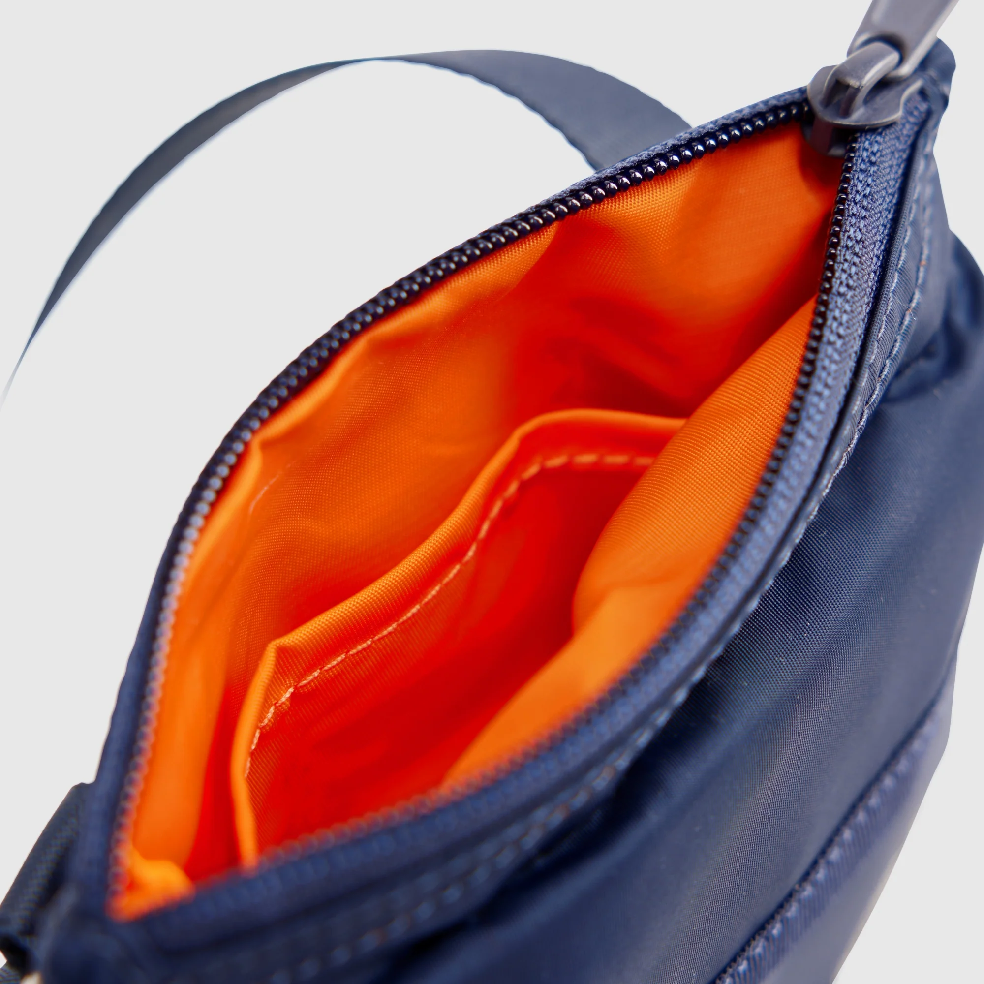 LEVI'S® MEN'S MISSION BAY CROSSBODY POUCH - BLUE - Image 3