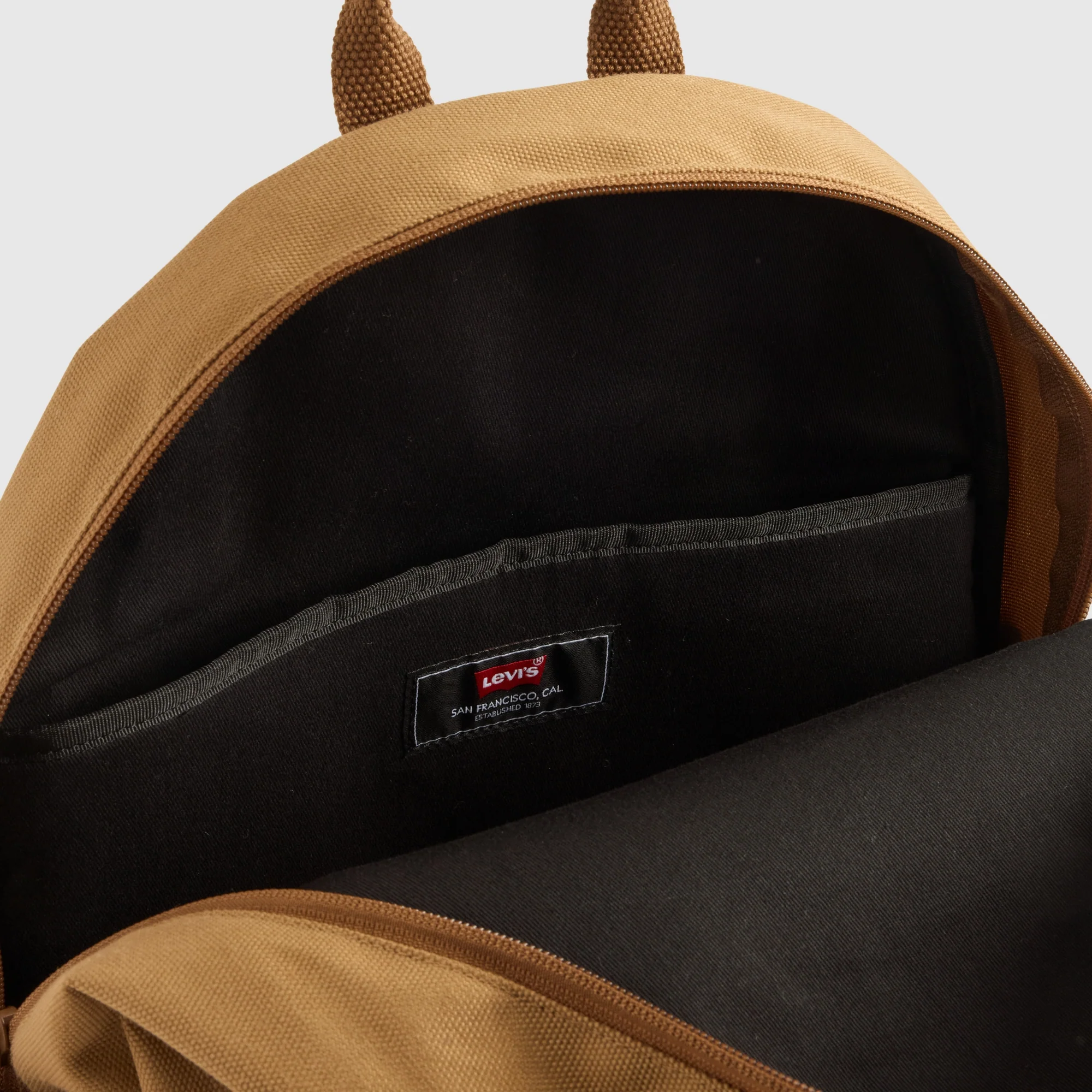 LEVI'S® MEN'S MISSION BAY PACK - NEUTRAL - Image 5
