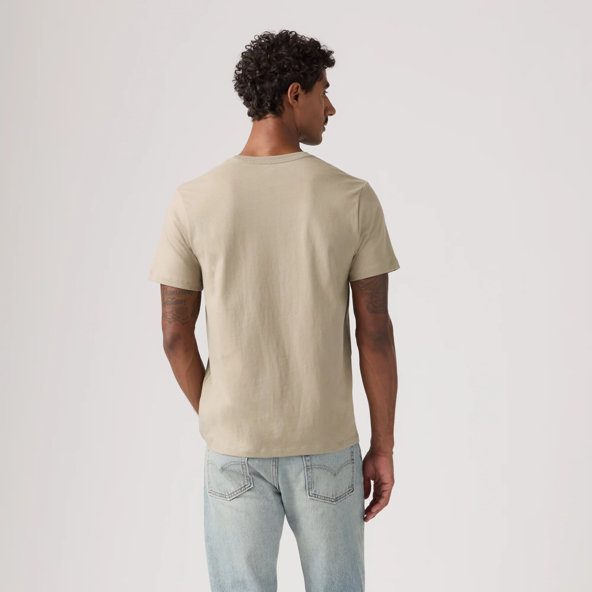 LEVI'S® MEN'S ORIGINAL HOUSEMARK T-SHIRT - MULTI COLOUR - Image 3