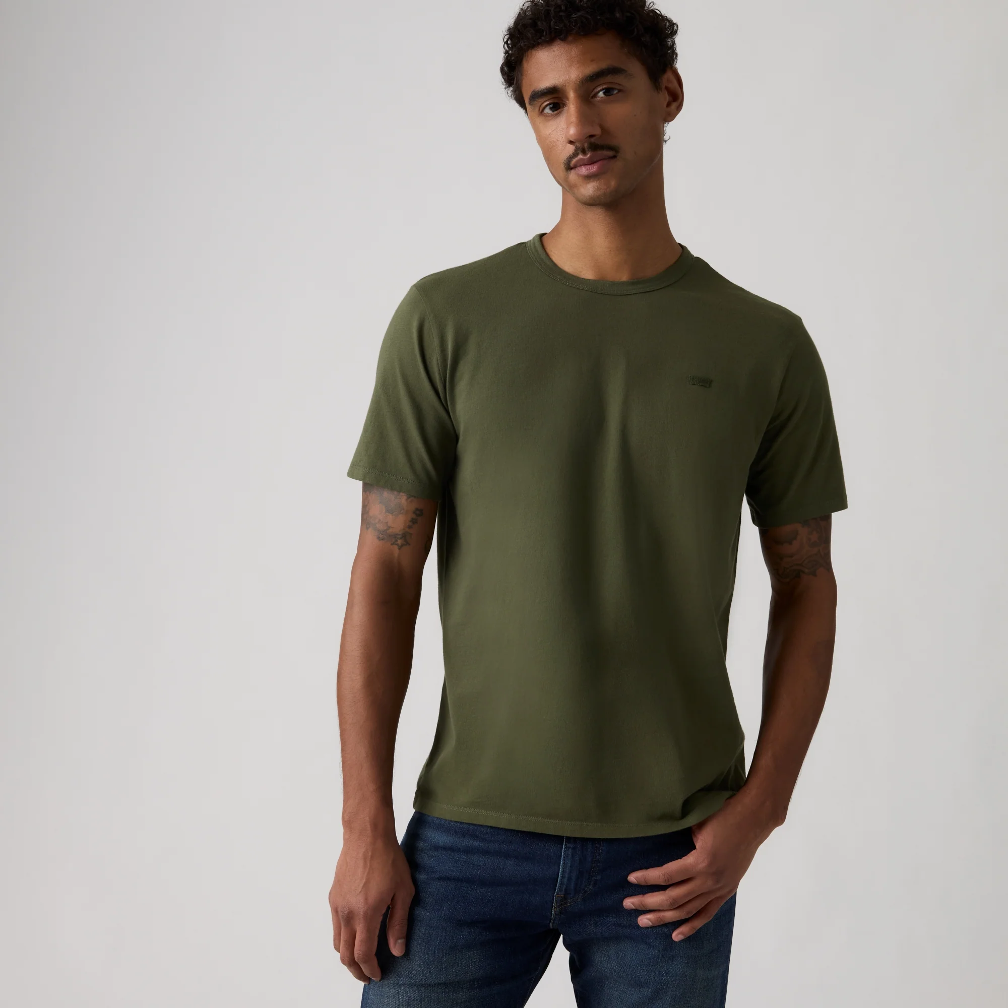 LEVI'S® MEN'S ORIGINAL TEE - GREEN - Image 2