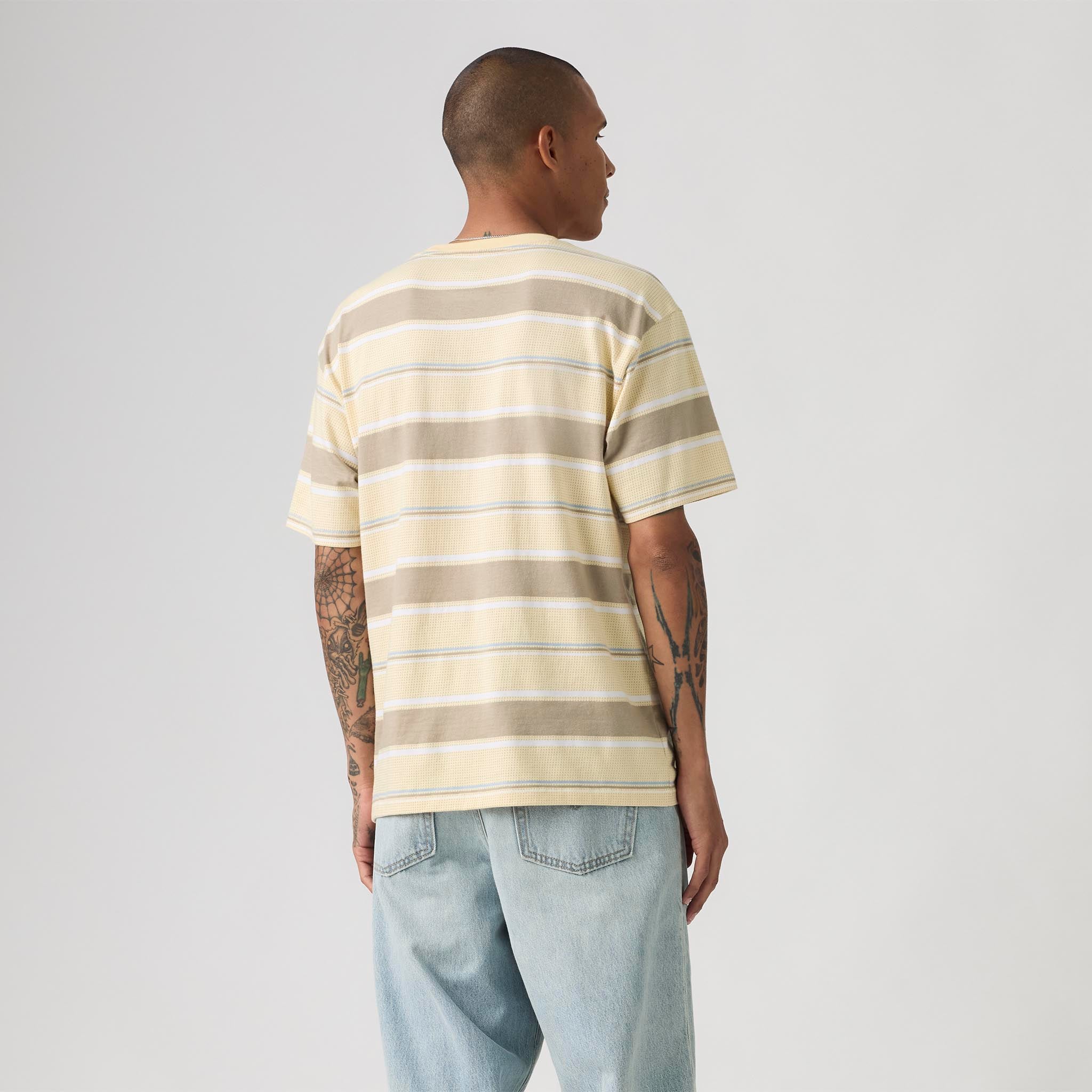 LEVI'S® MEN'S RED TAB VINTAGE T-SHIRT - MULTI COLOUR - Image 3