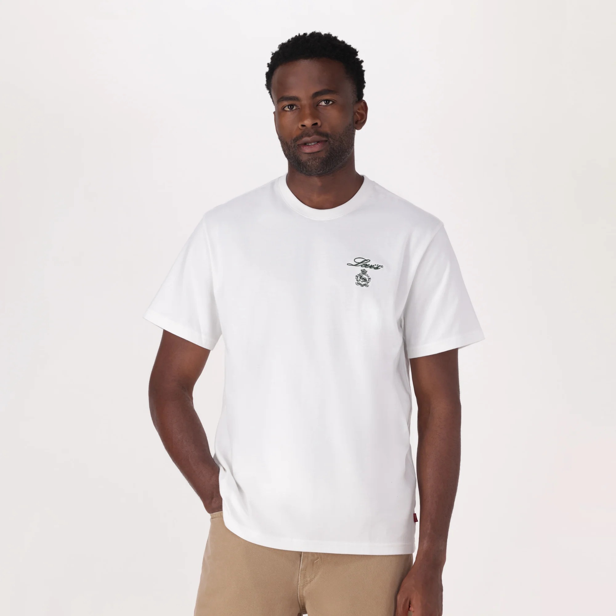 LEVI'S® MEN'S RELAXED FIT SHORT-SLEEVE GRAPHIC T-SHIRT - WHITE