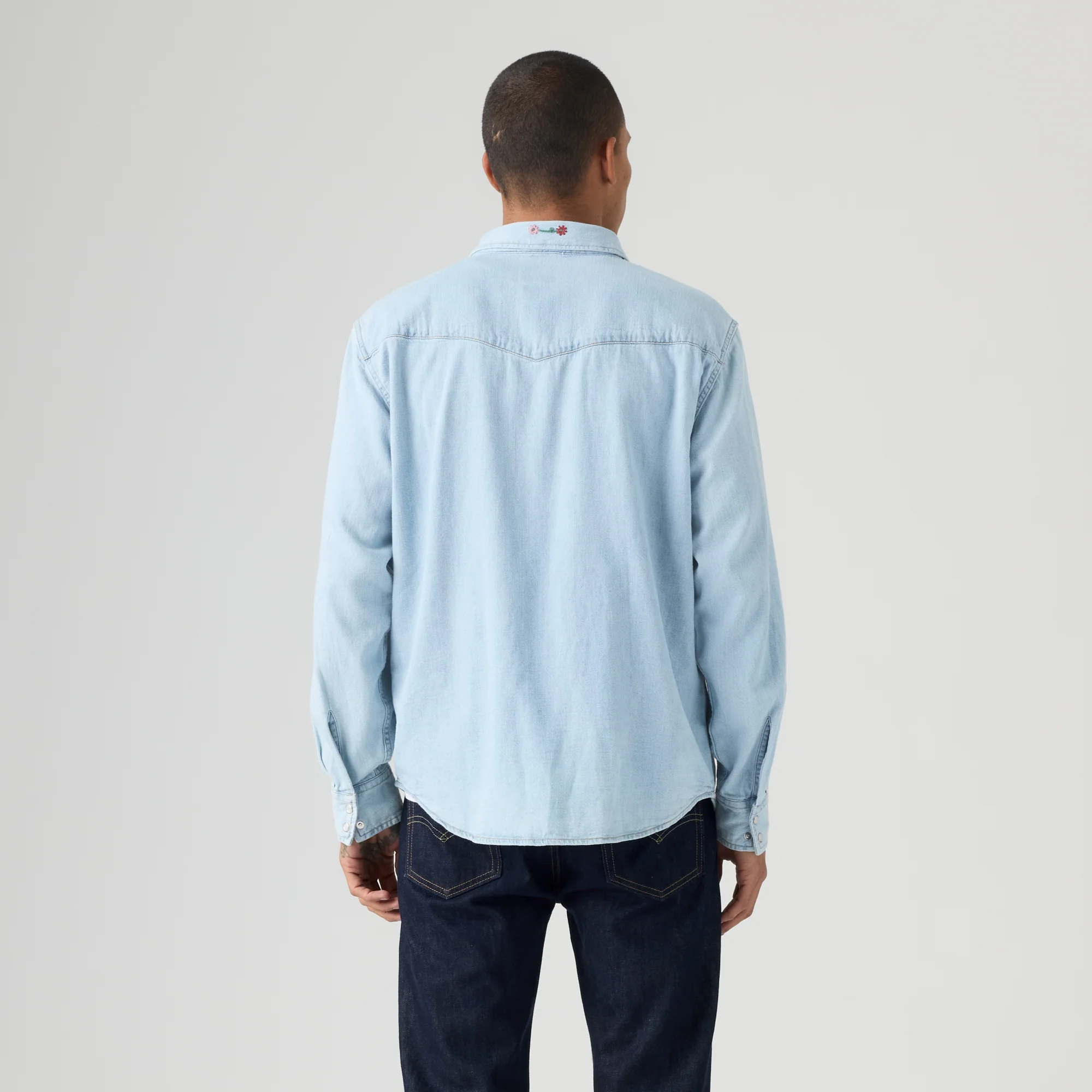 LEVI'S® MEN'S RELAXED FIT WESTERN SHIRT - MED INDIGO - FLAT FINISH - Image 3