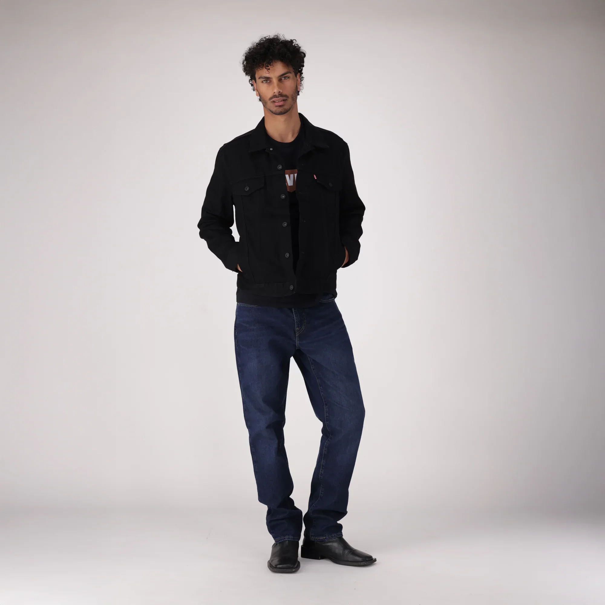 LEVI'S® MEN'S GRAPHIC CREWNECK T-SHIRT - BLACK - Image 4