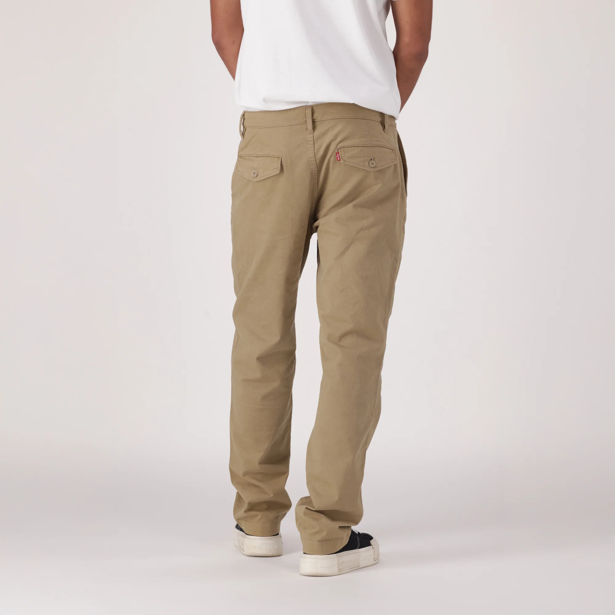LEVI'S® MEN'S XX CHINO AUTHENTIC RELAXED - NEUTRAL - Image 3
