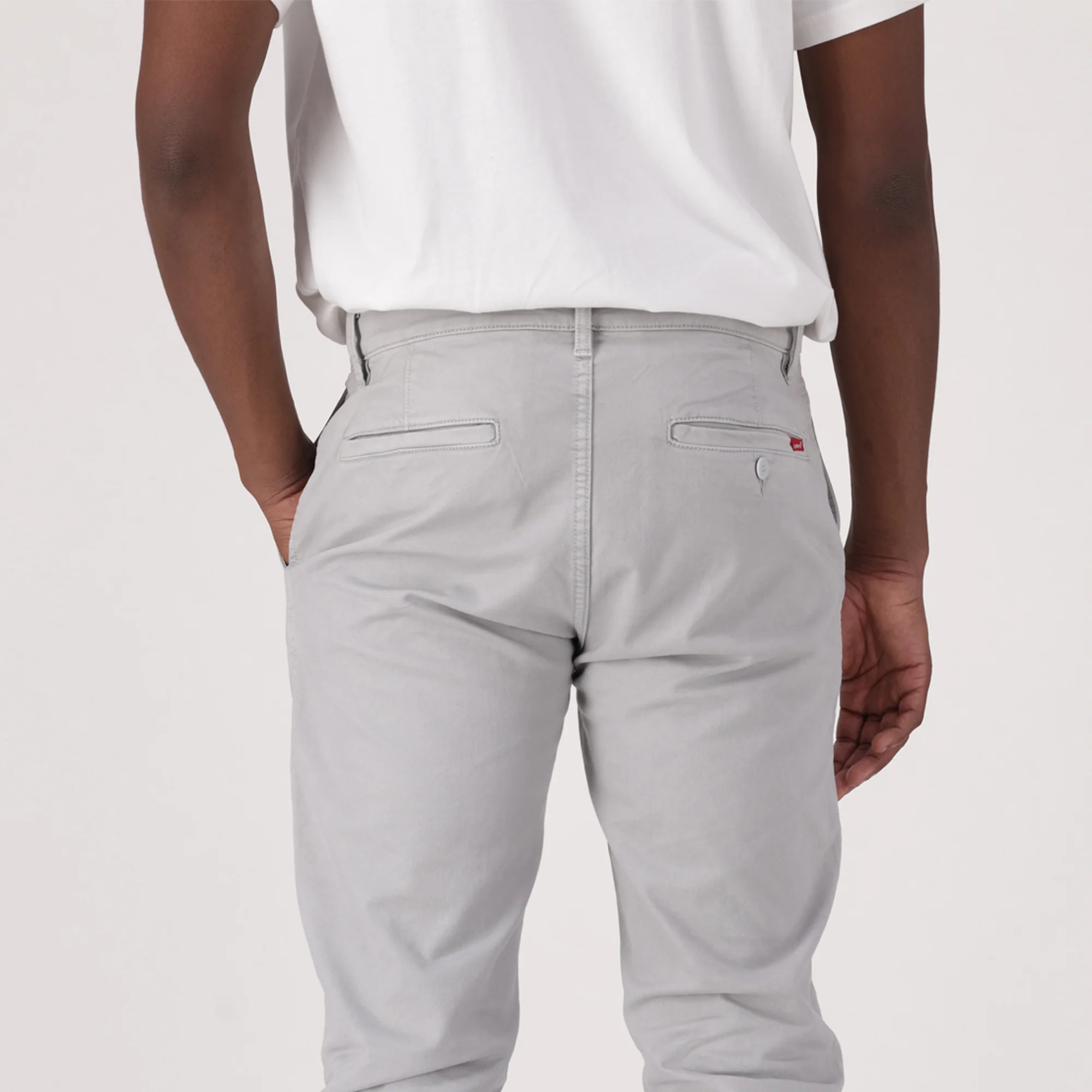 LEVI'S® MEN'S XX CHINO STANDARD TAPER - GREEN - Image 5