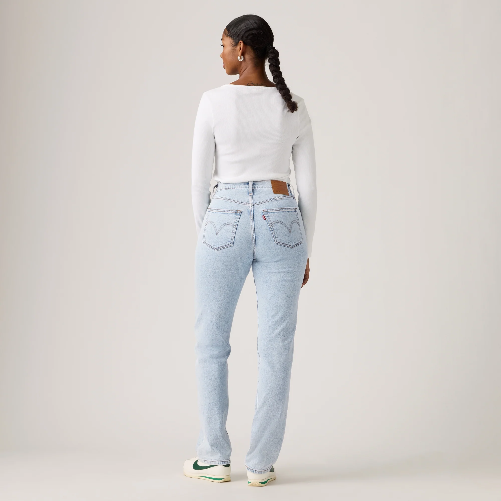 LEVI'S® WOMEN'S 501® CURVE JEANS - MED INDIGO - WORN IN - Image 3