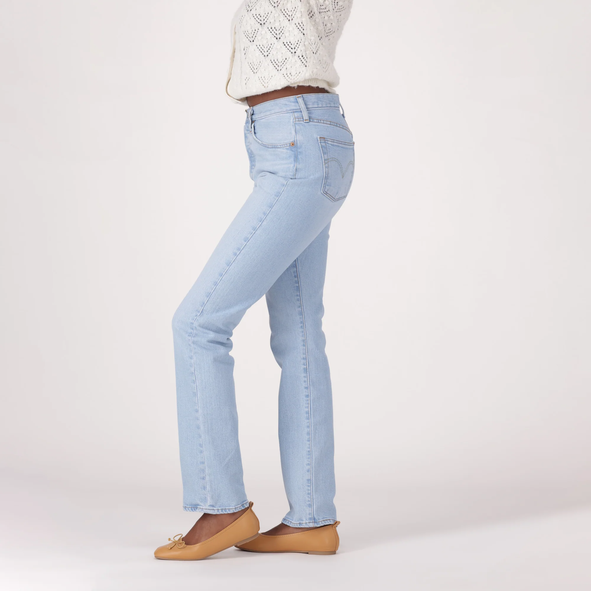 LEVI'S® WOMEN'S 501® ORIGINAL JEANS - MED INDIGO - WORN IN - Image 4