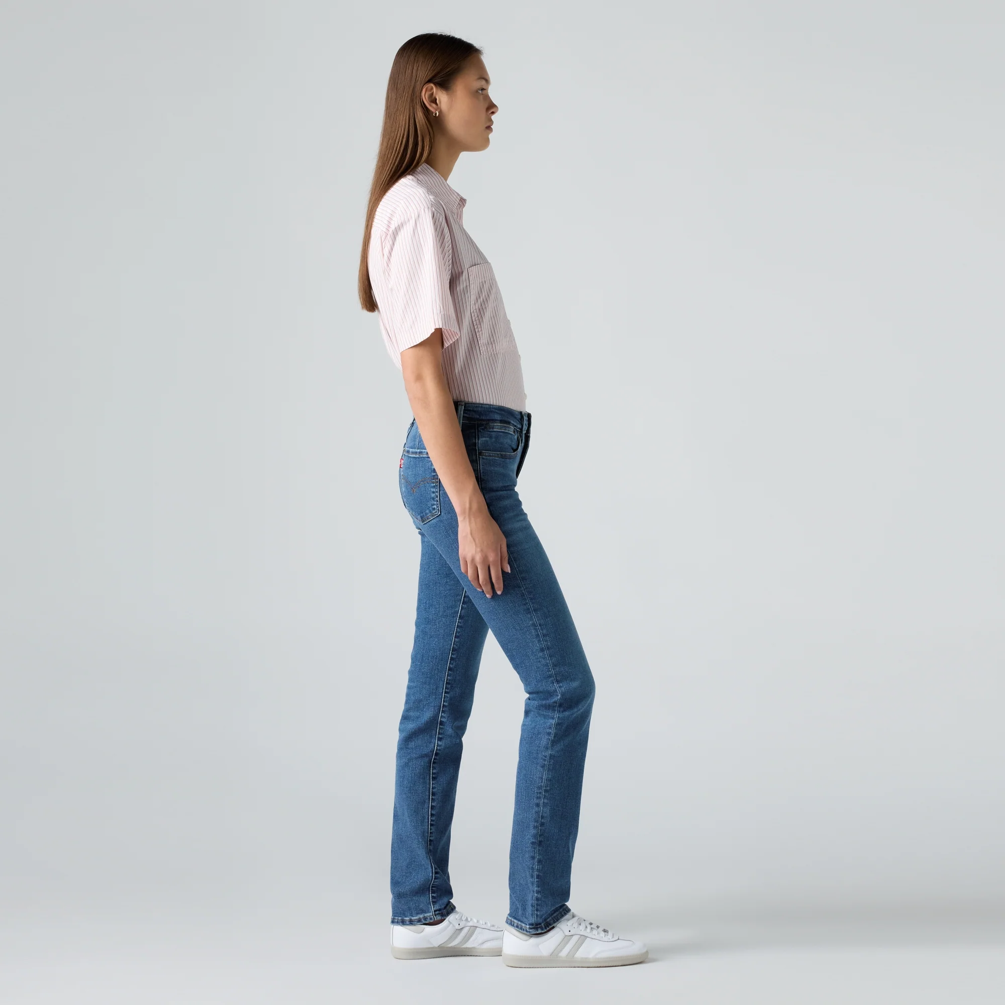 LEVI'S® WOMEN'S 712 SLIM WELT POCKET - MED INDIGO - FLAT FINISH - Image 4