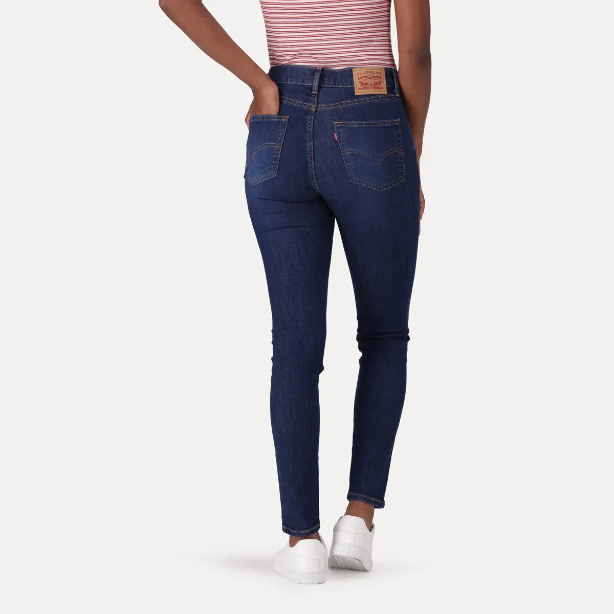 LEVI'S® WOMEN'S 720 HIGH-RISE SUPER SKINNY JEANS - DARK INDIGO - WORN IN - Image 8