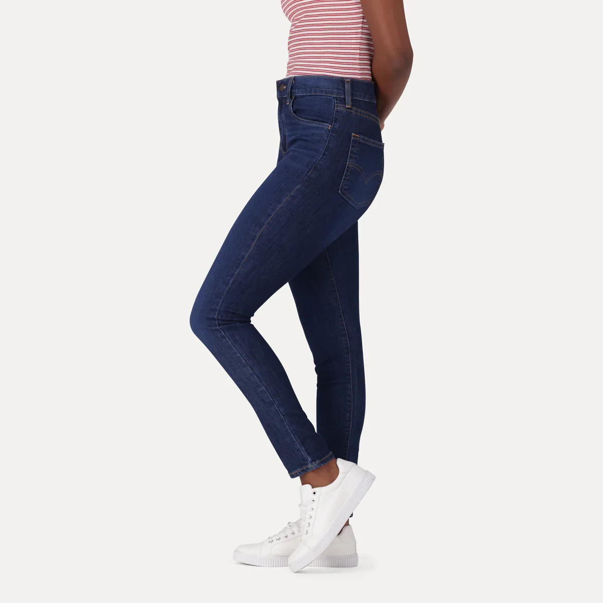 LEVI'S® WOMEN'S 720 HIGH-RISE SUPER SKINNY JEANS - DARK INDIGO - WORN IN - Image 9