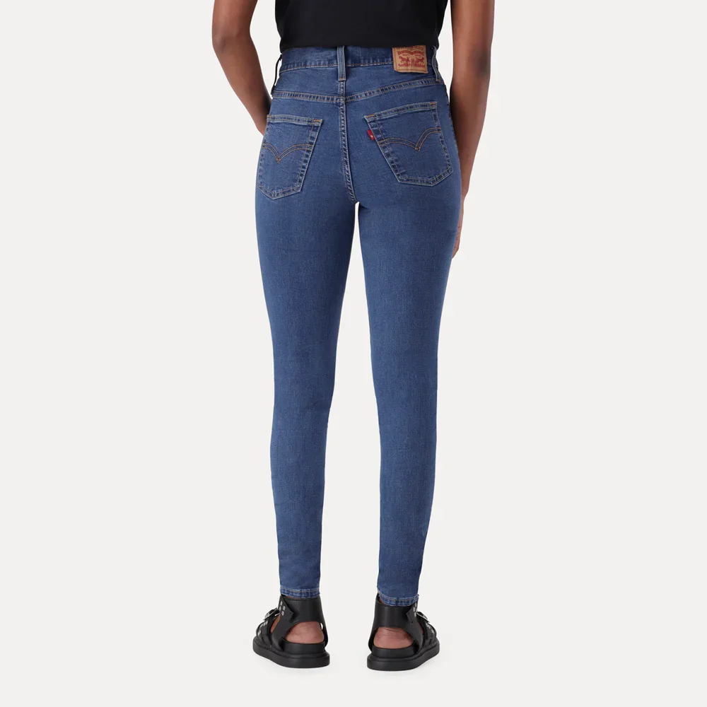 LEVI'S® WOMEN'S 720 HIGH-RISE SUPER SKINNY JEANS - MEDIUM WASH - Image 7