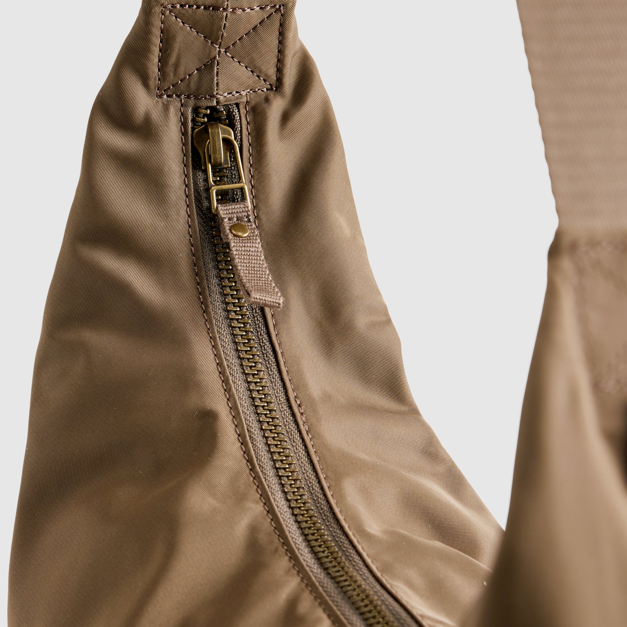 LEVI'S® WOMEN'S ALEXANDRA BAG - BROWN - Image 2