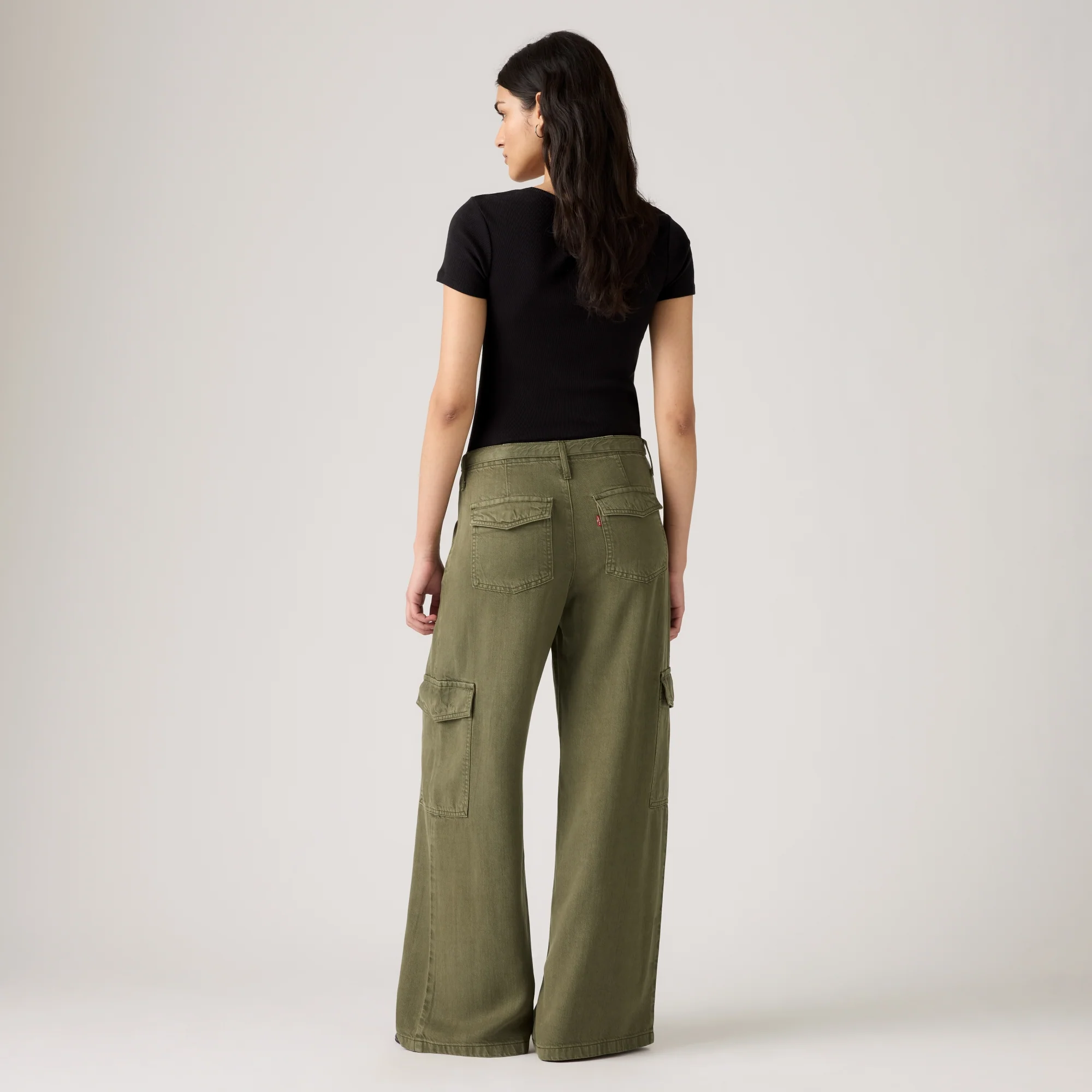 LEVI'S® WOMEN'S BAGGY DAD CARGOS - GREEN - Image 3